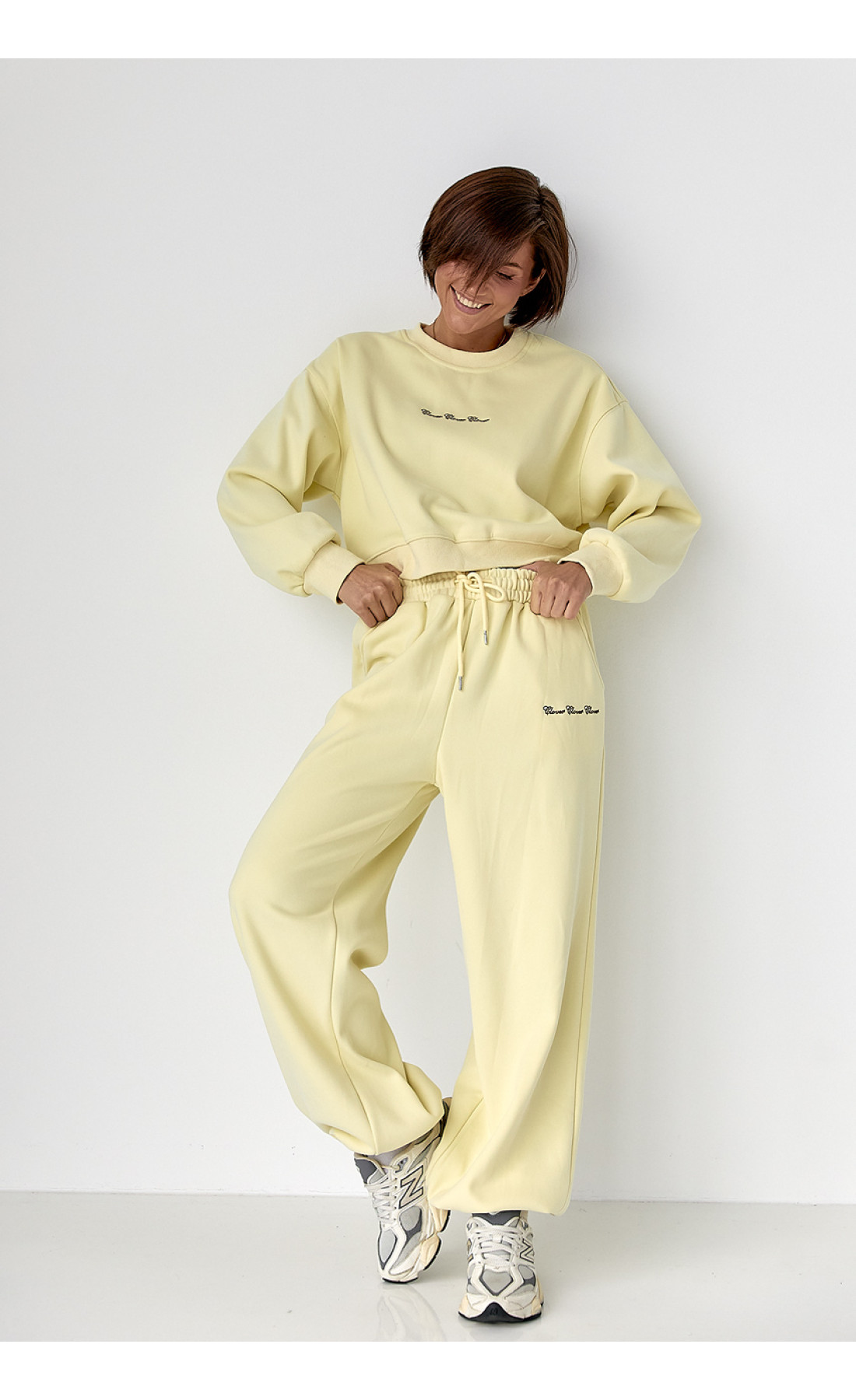 Спортивний костюм із плюшевим начосом з коротким світшотом та штанами палаццо  лимонний колір