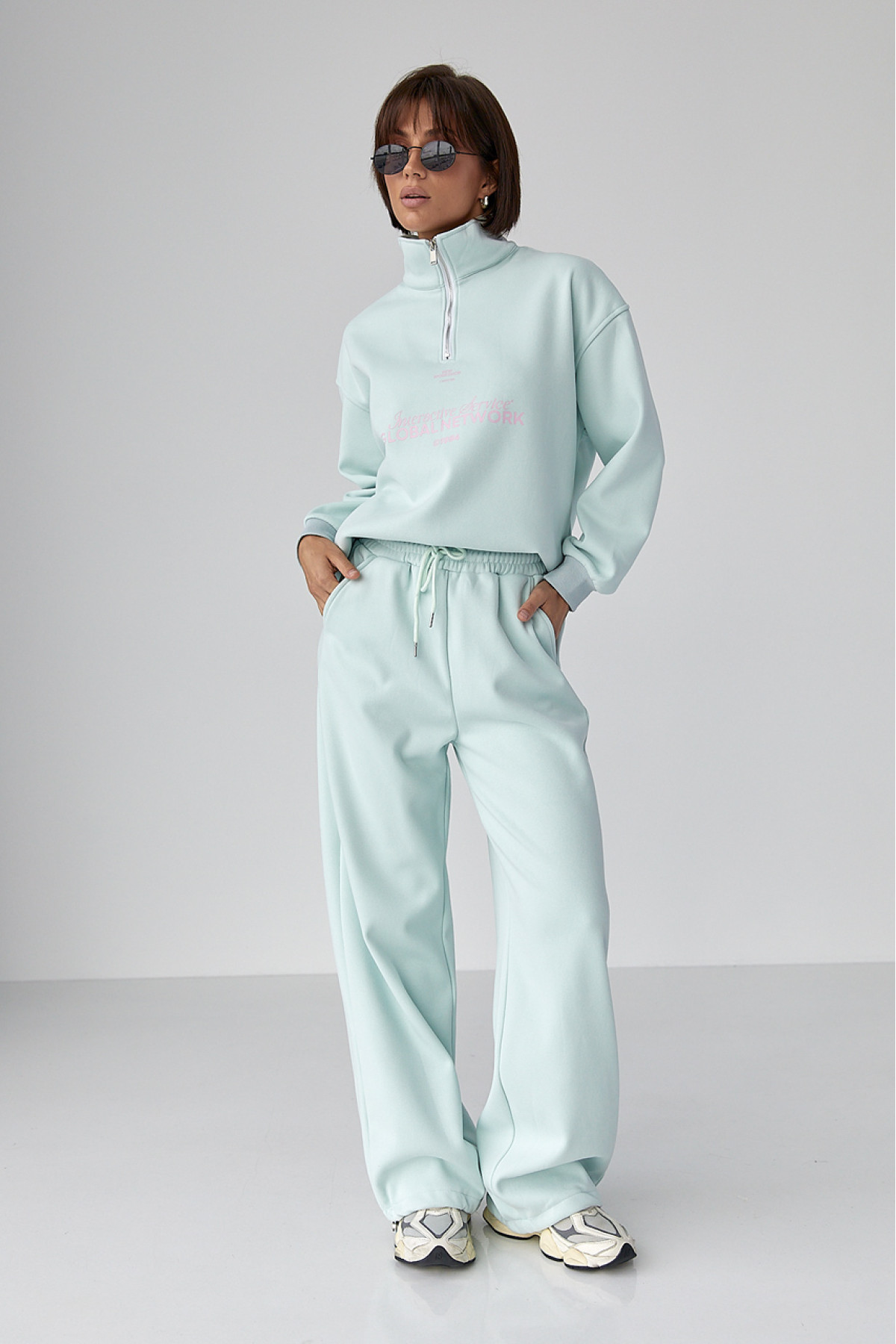 Теплий спортивний костюм з написами  бірюзовий колір