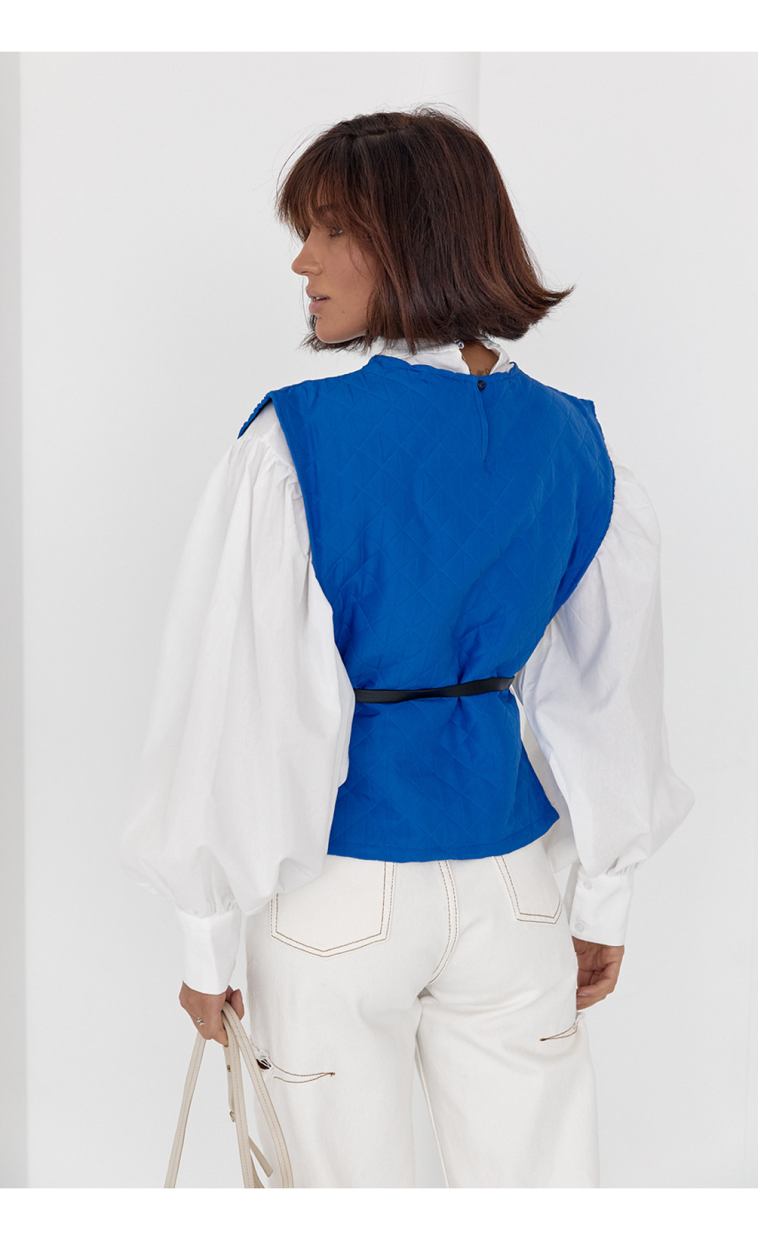 Блуза з об'ємними рукавами з накидкою та поясом EISA  синій колір