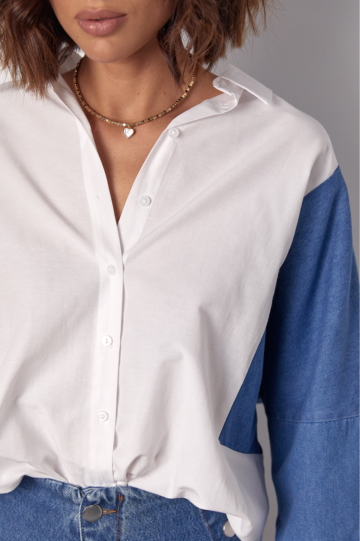 Жіноча комбінована сорочка в стилі оверсайз  білий колір