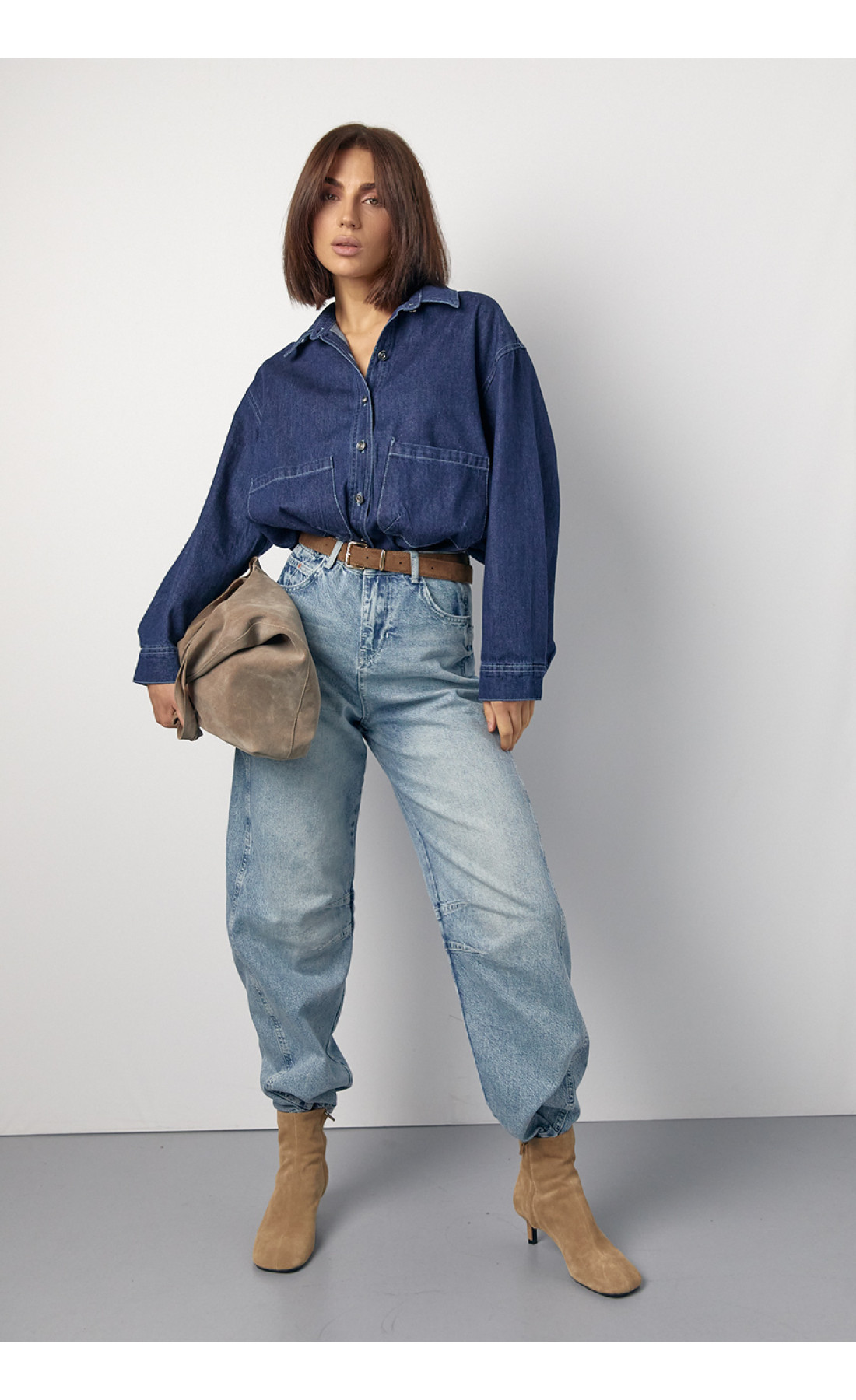 Джинсова сорочка з кишенями на металевих ґудзиках  темносиній колір