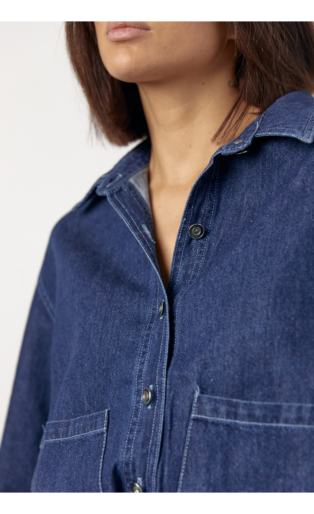 Джинсова сорочка з кишенями на металевих ґудзиках  темносиній колір