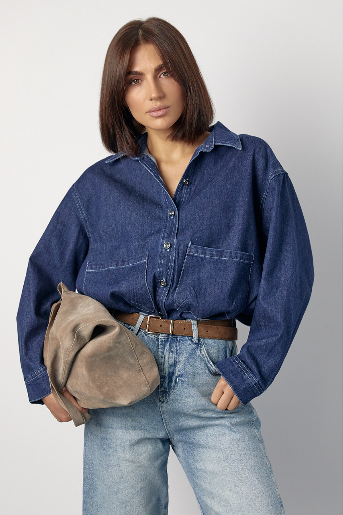 Джинсова сорочка з кишенями на металевих ґудзиках  темносиній колір