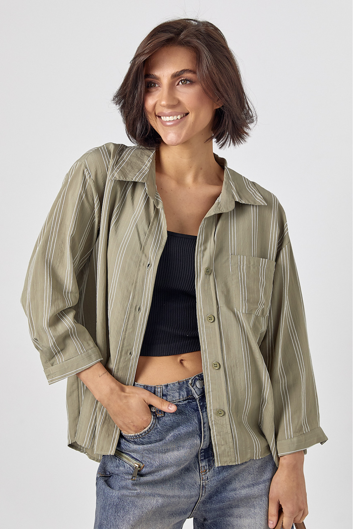 Жіноча сорочка у смужку з рукавами три чверті  хакі колір