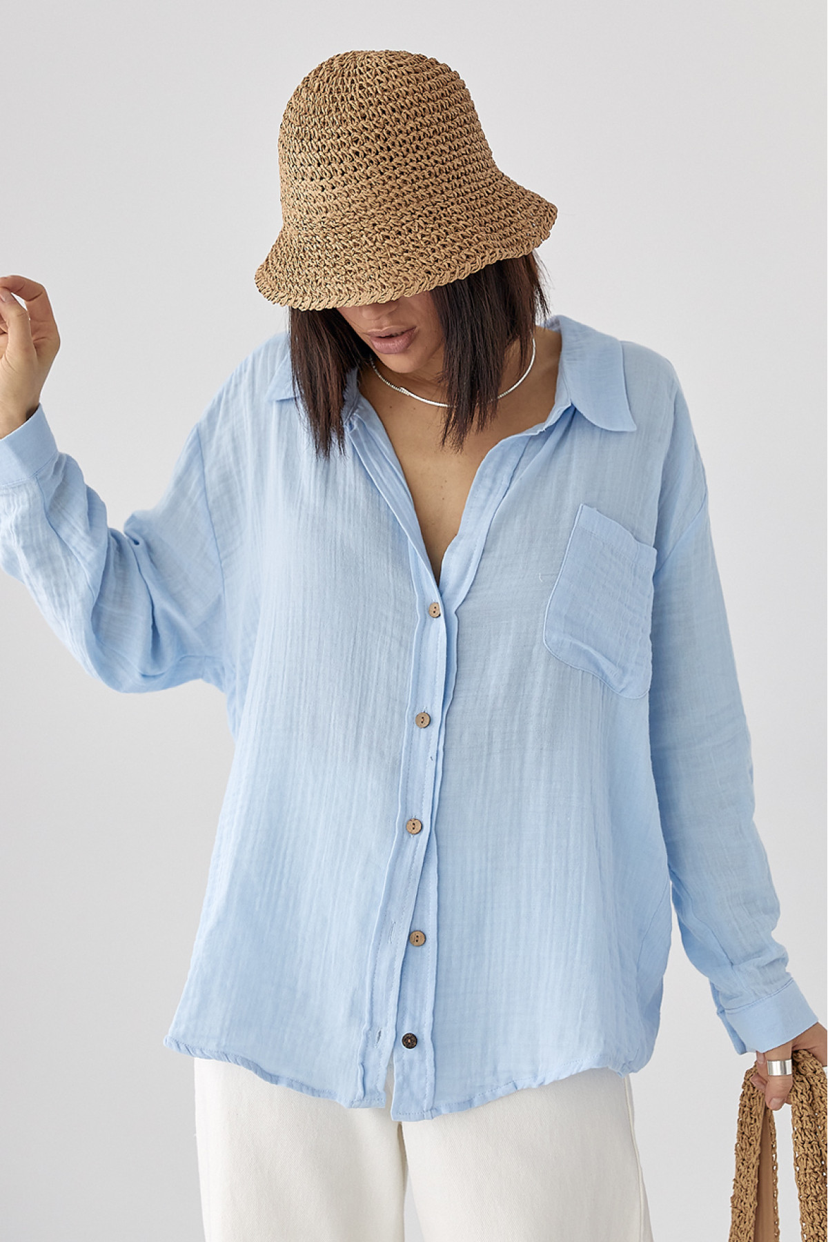 Муслінова сорочка на ґудзиках  блакитний колір