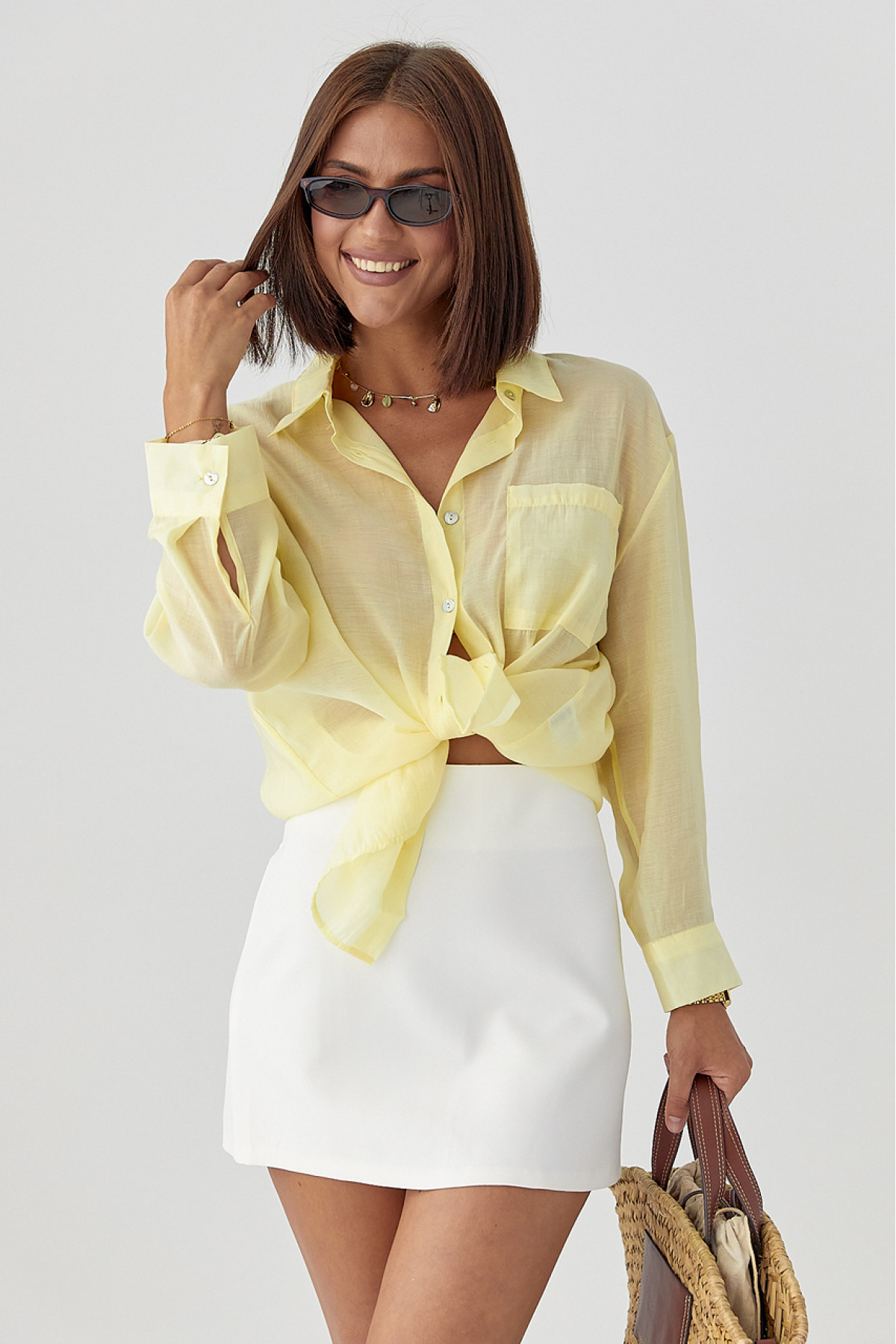 Прозора сорочка з декоративними ґудзиками на спині  лимонний колір
