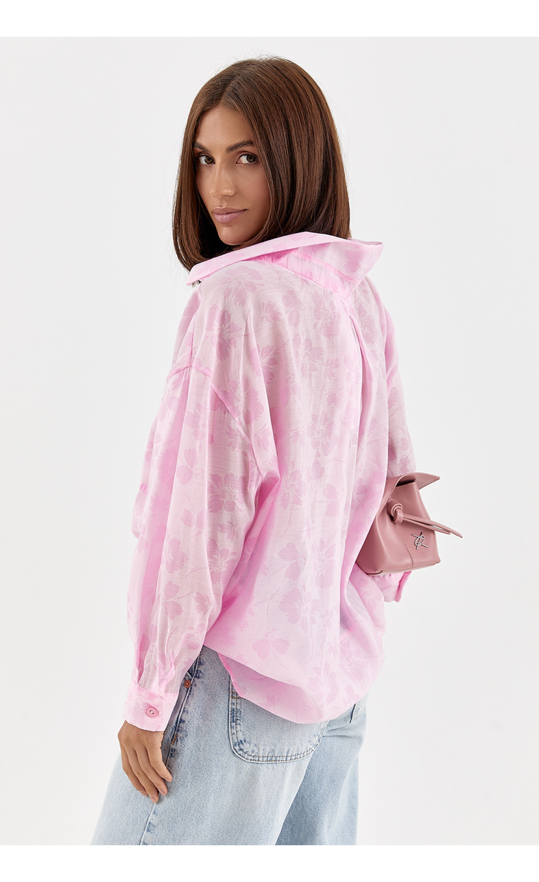 Бавовняна сорочка з квітковим принтом  рожевий колір