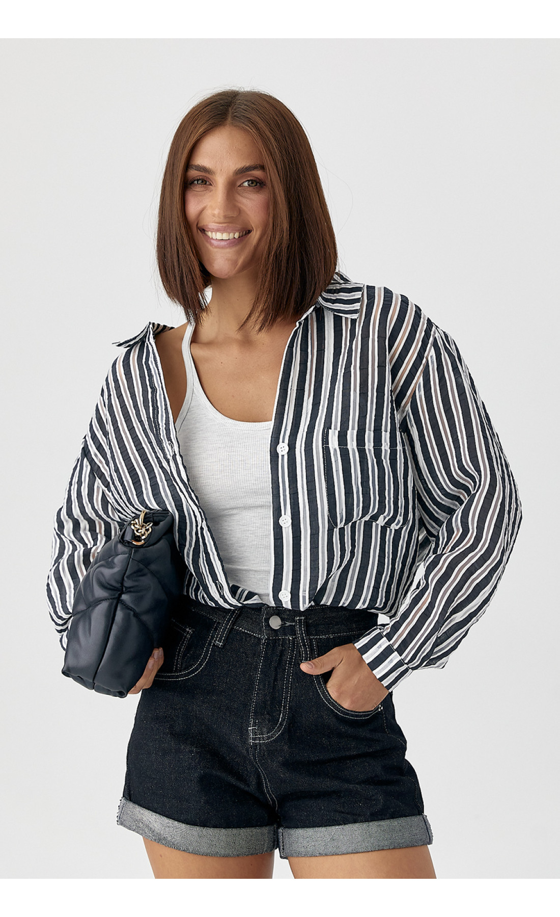 Класична сорочка у смужку  чорний колір