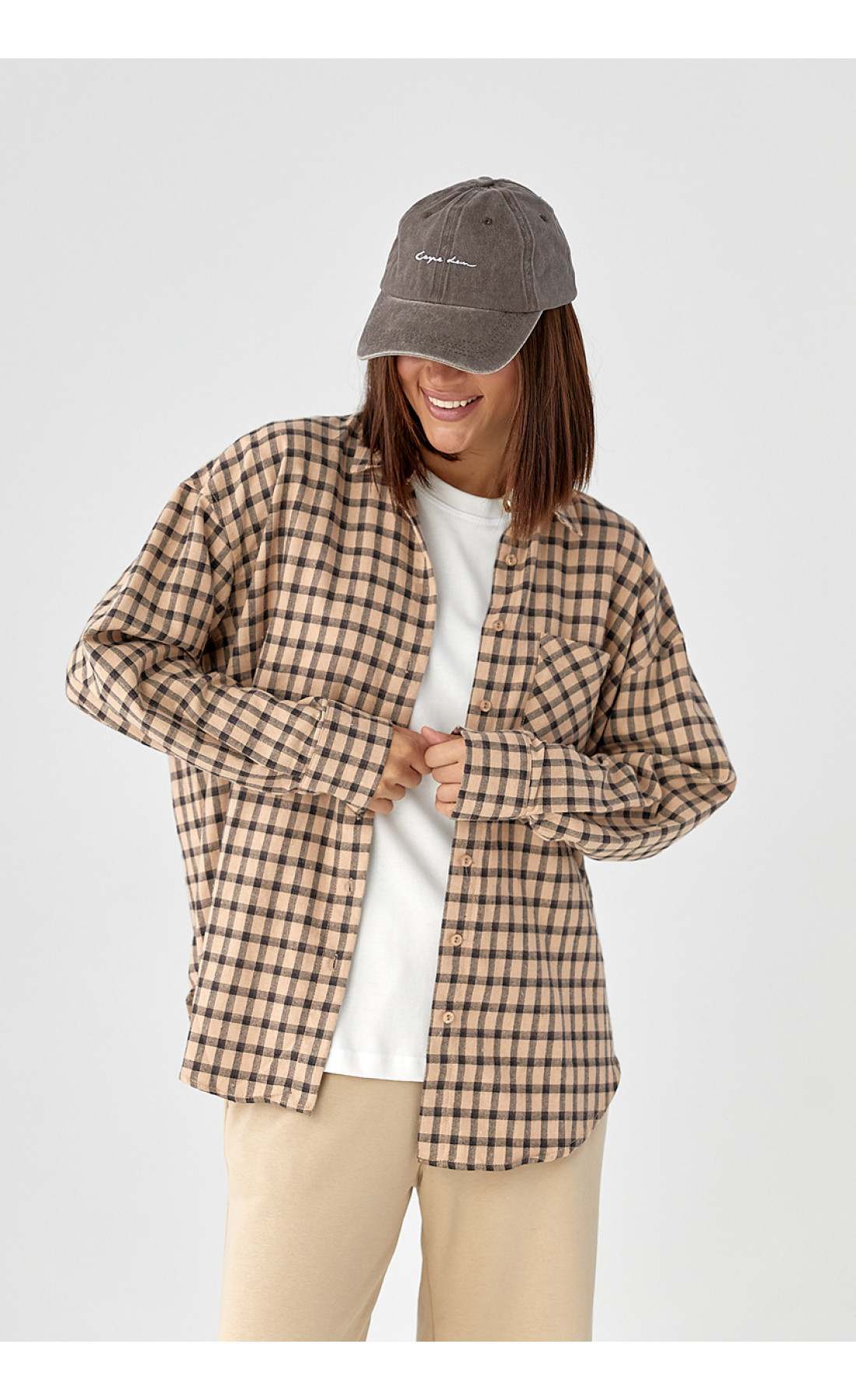 Сорочка в клітинку з накладною кишенею  кавовий колір