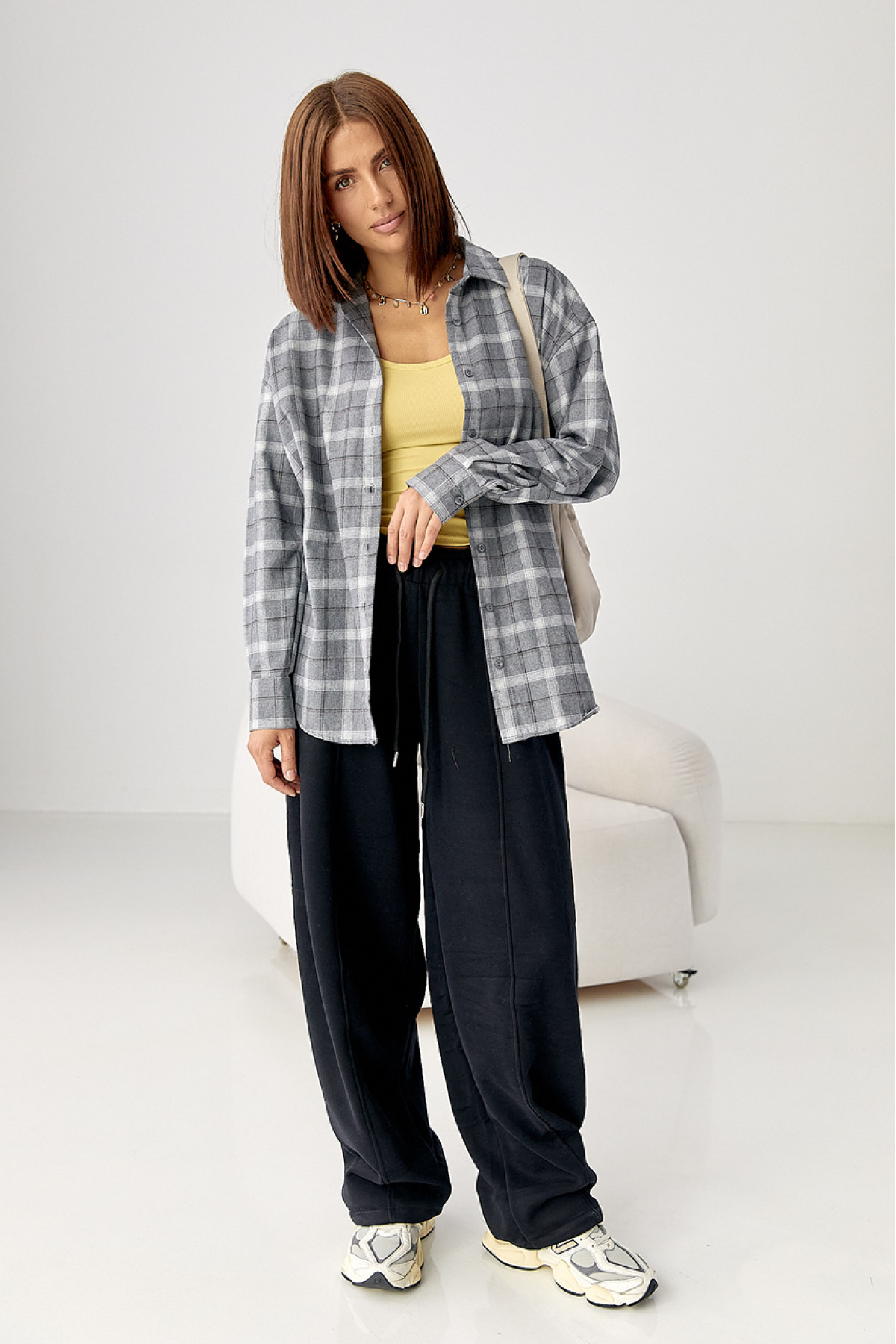 Клітчаста сорочка на ґудзиках із опущеними проймами  сірий колір