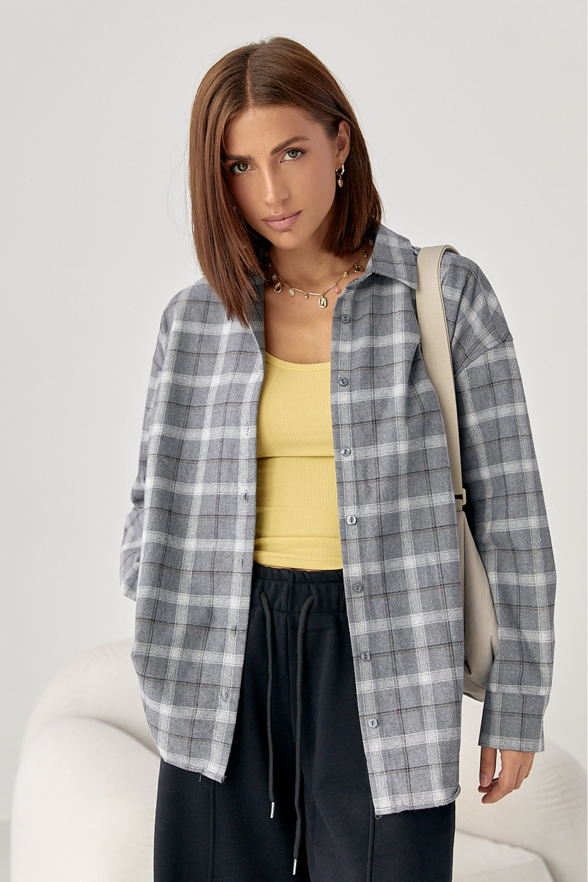 Клітчаста сорочка на ґудзиках із опущеними проймами  сірий колір