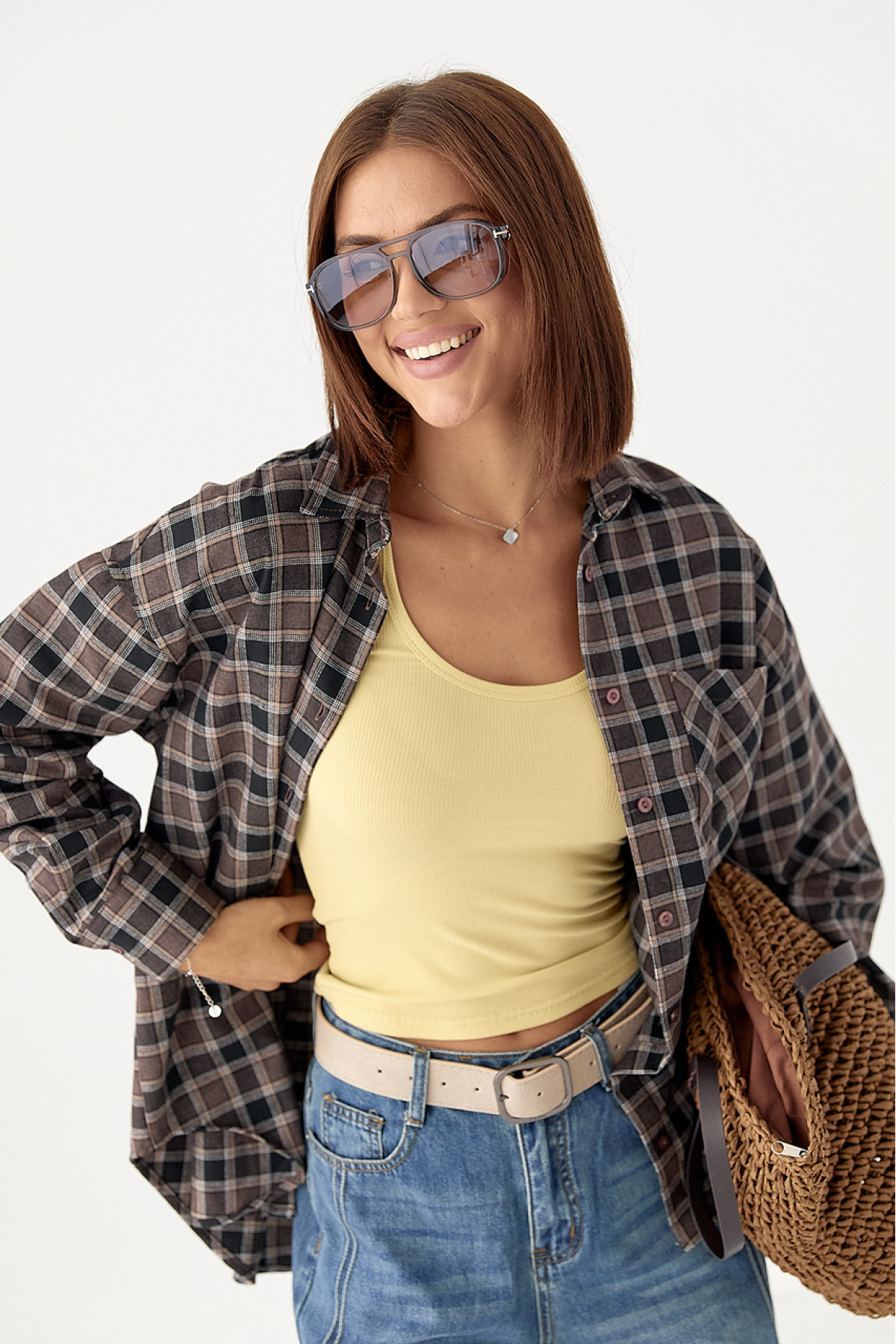 Картата сорочка з відкладним коміром  коричневий колір