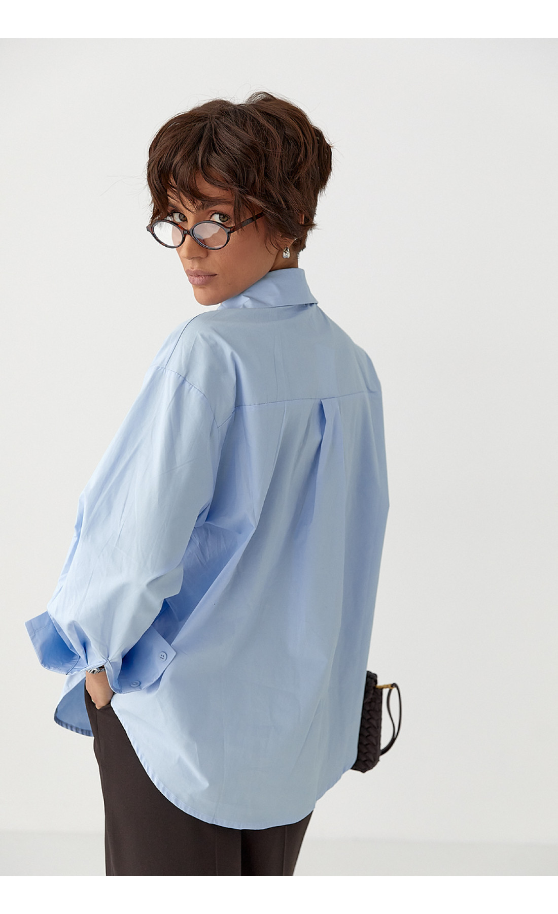 Класична сорочка з трояндами на ґудзиках  блакитний колір