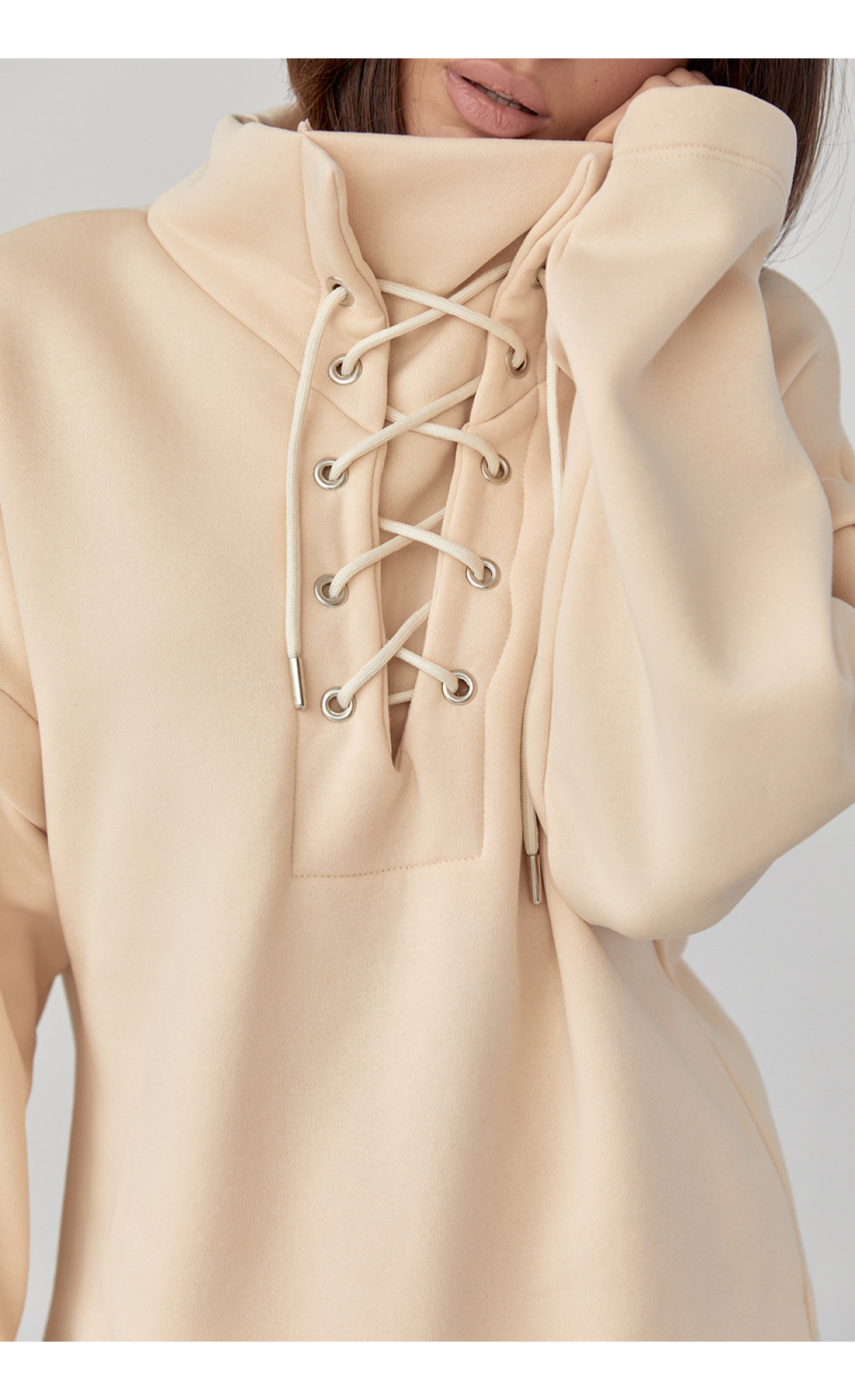 Теплий світшот із шнурівкою на горловині  бежевий колір