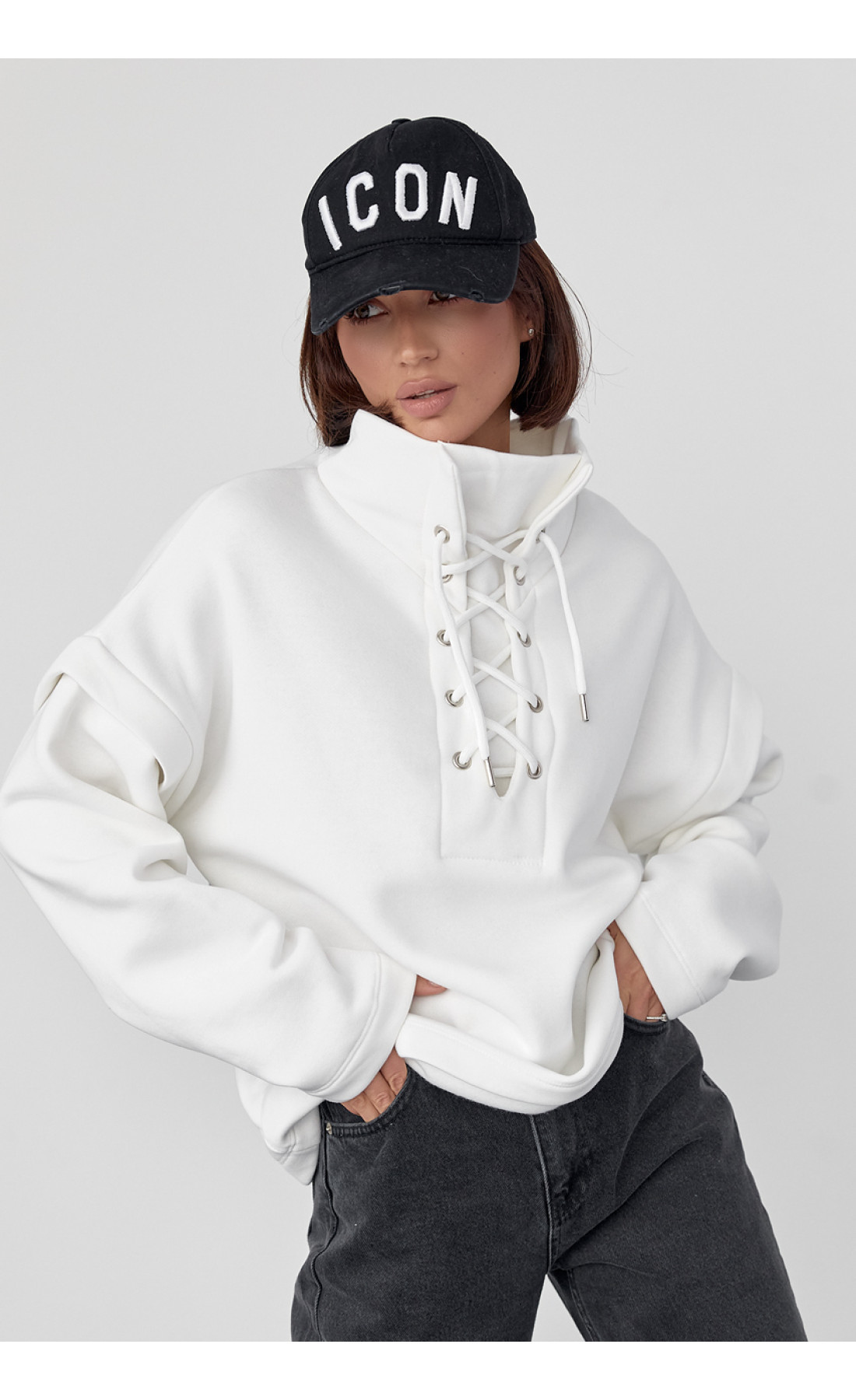 Теплий світшот із шнурівкою на горловині  молочний колір