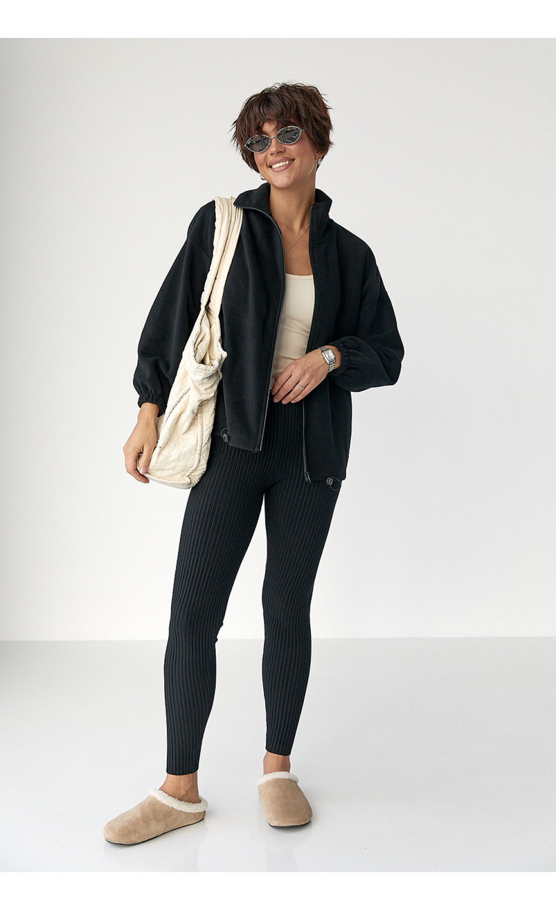 Флісова кофта на блискавці  чорний колір