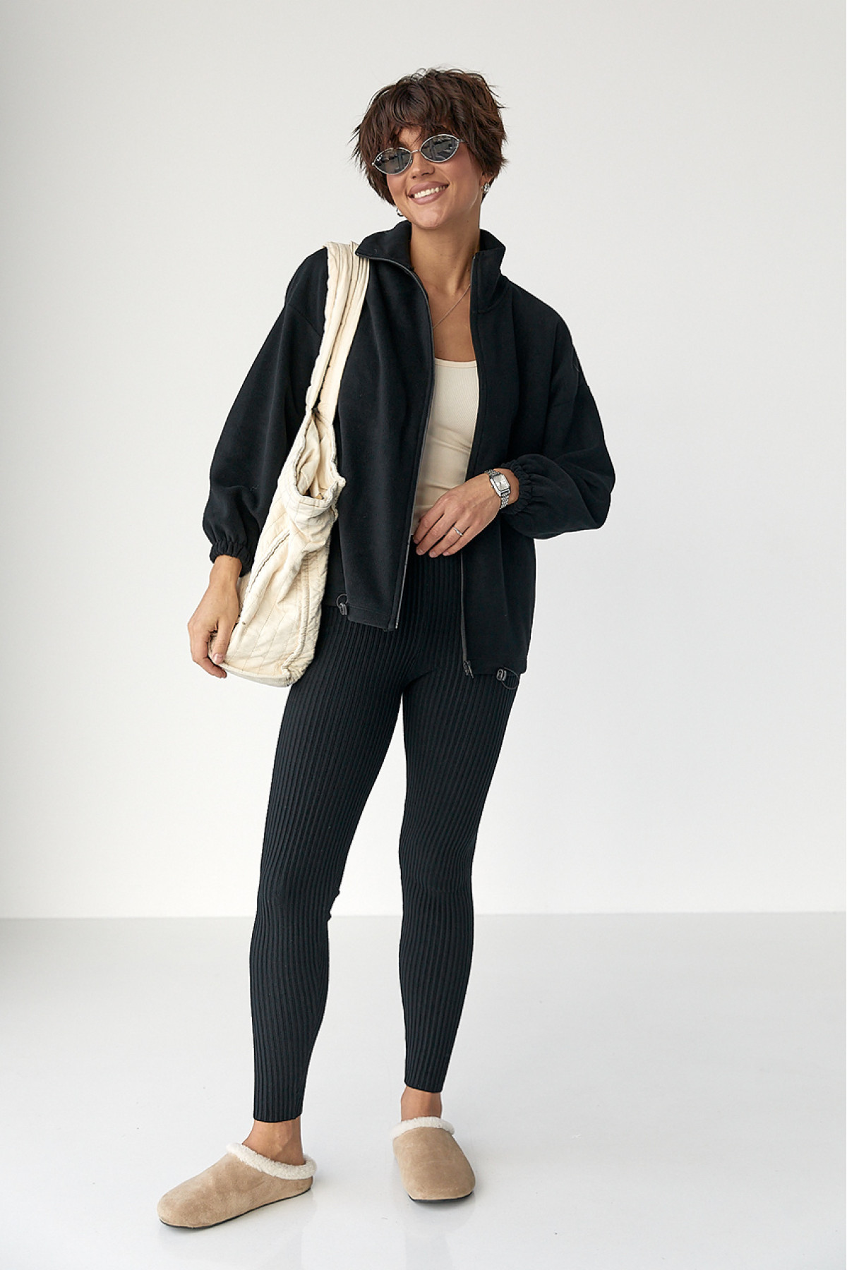 Флісова кофта на блискавці  чорний колір