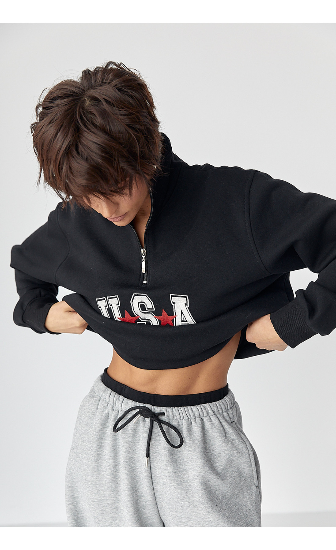 Теплий світшот з блискавкою на комірі  чорний колір