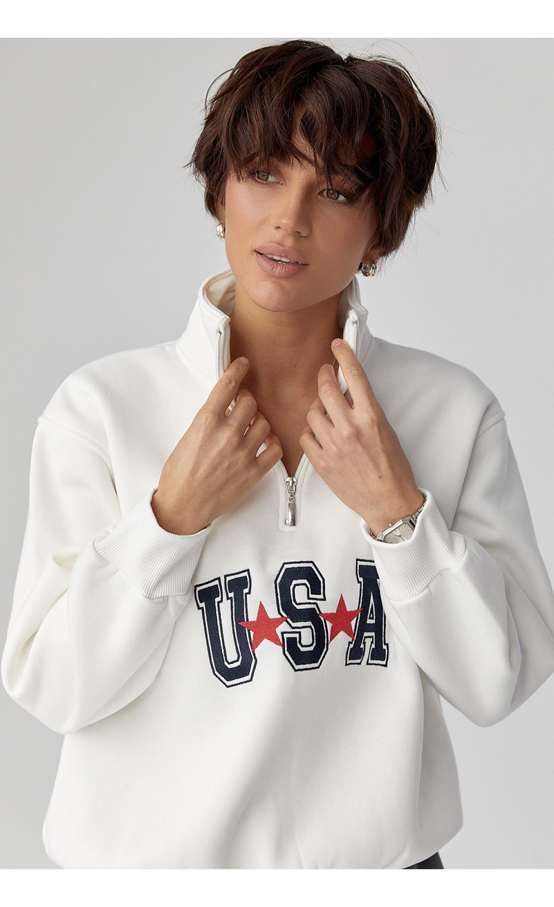 Теплий світшот з блискавкою на комірі  молочний колір