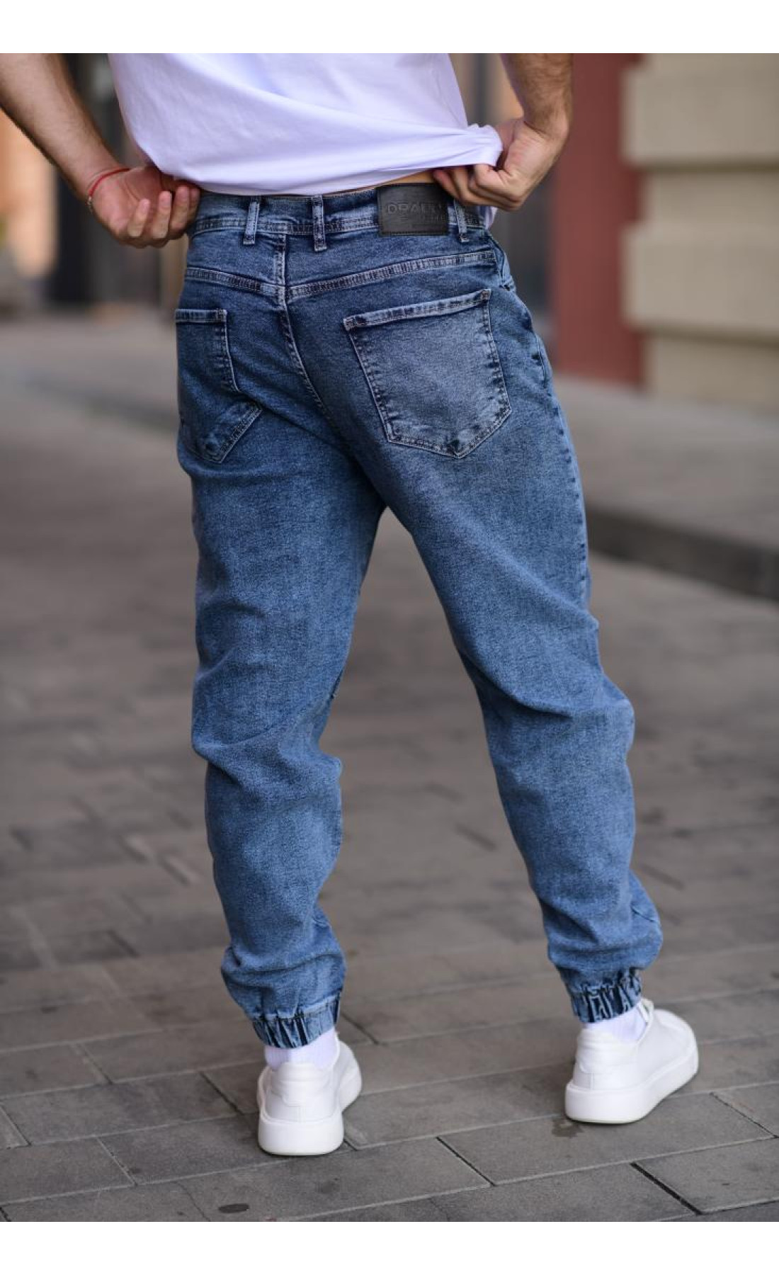 Темно сині чоловічі джинси. туреччина