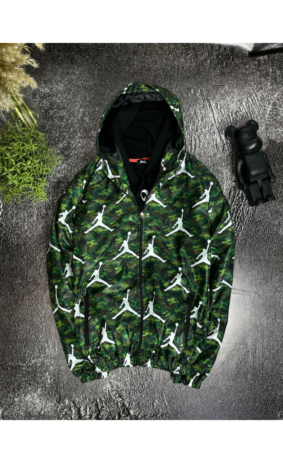 камуфляжна вітрівка