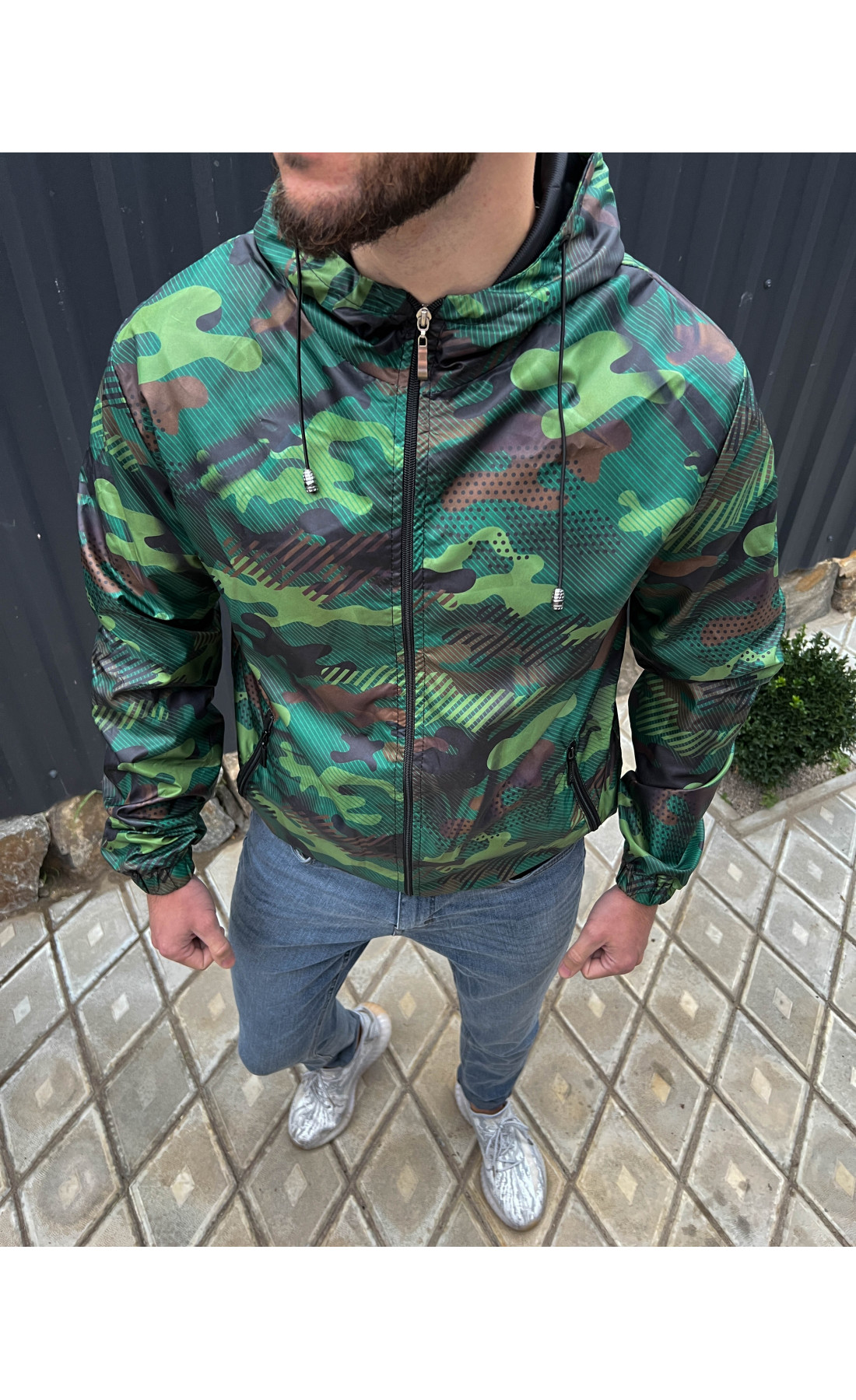 Молодіжна чоловіча камуфляжна вітрівка