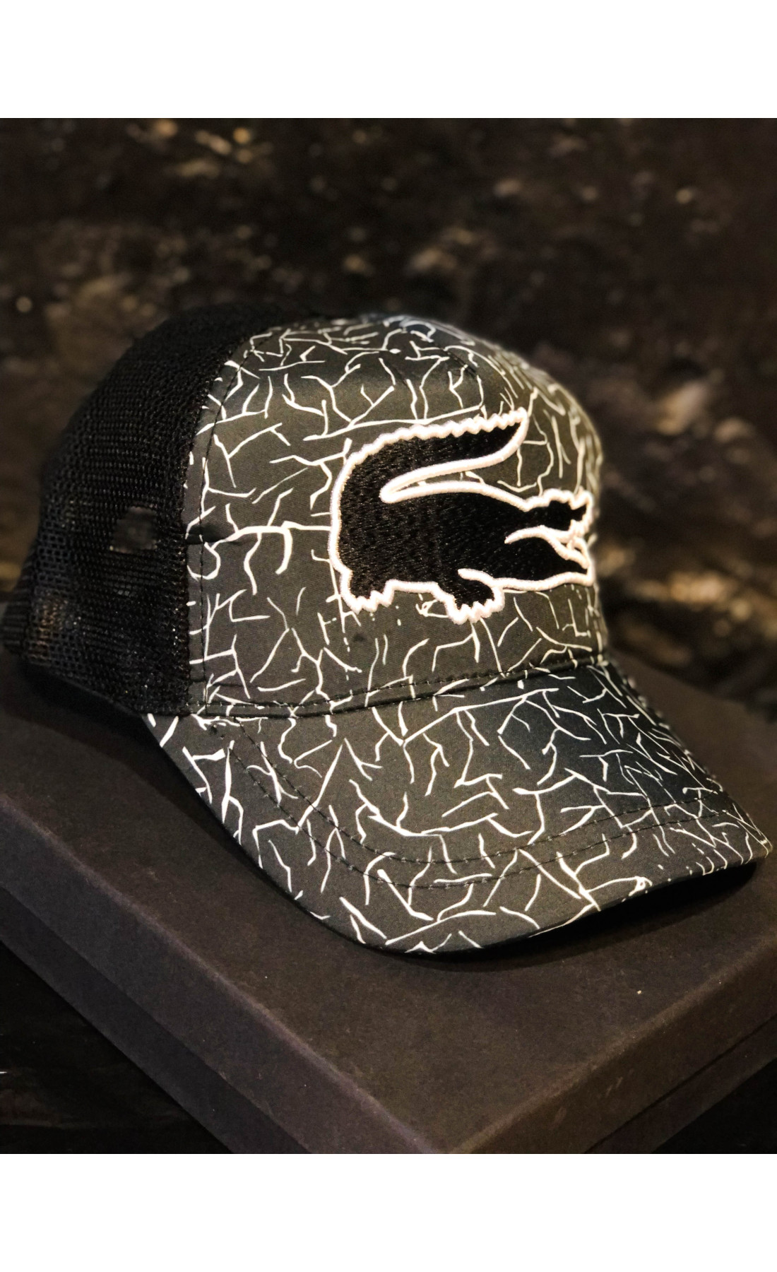 Сіра чоловіча кепка