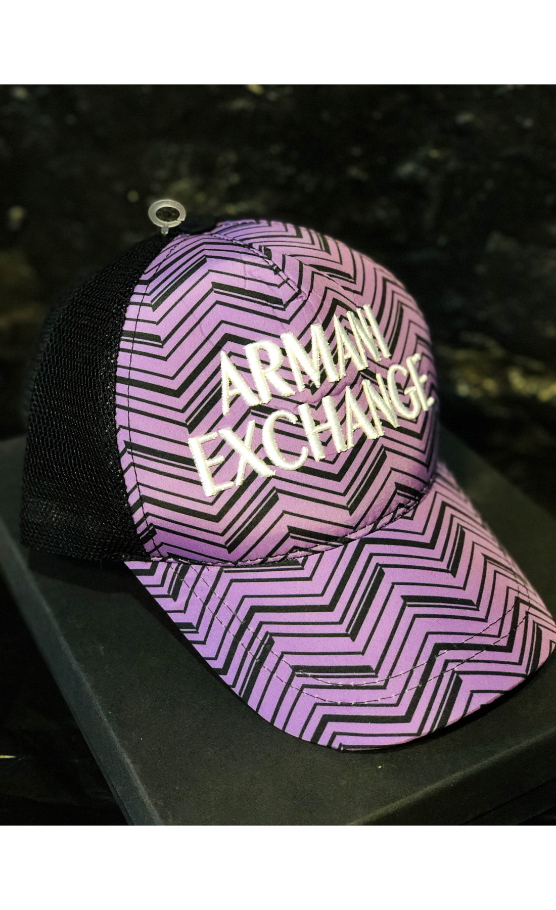 Фіолетова чоловіча кепка