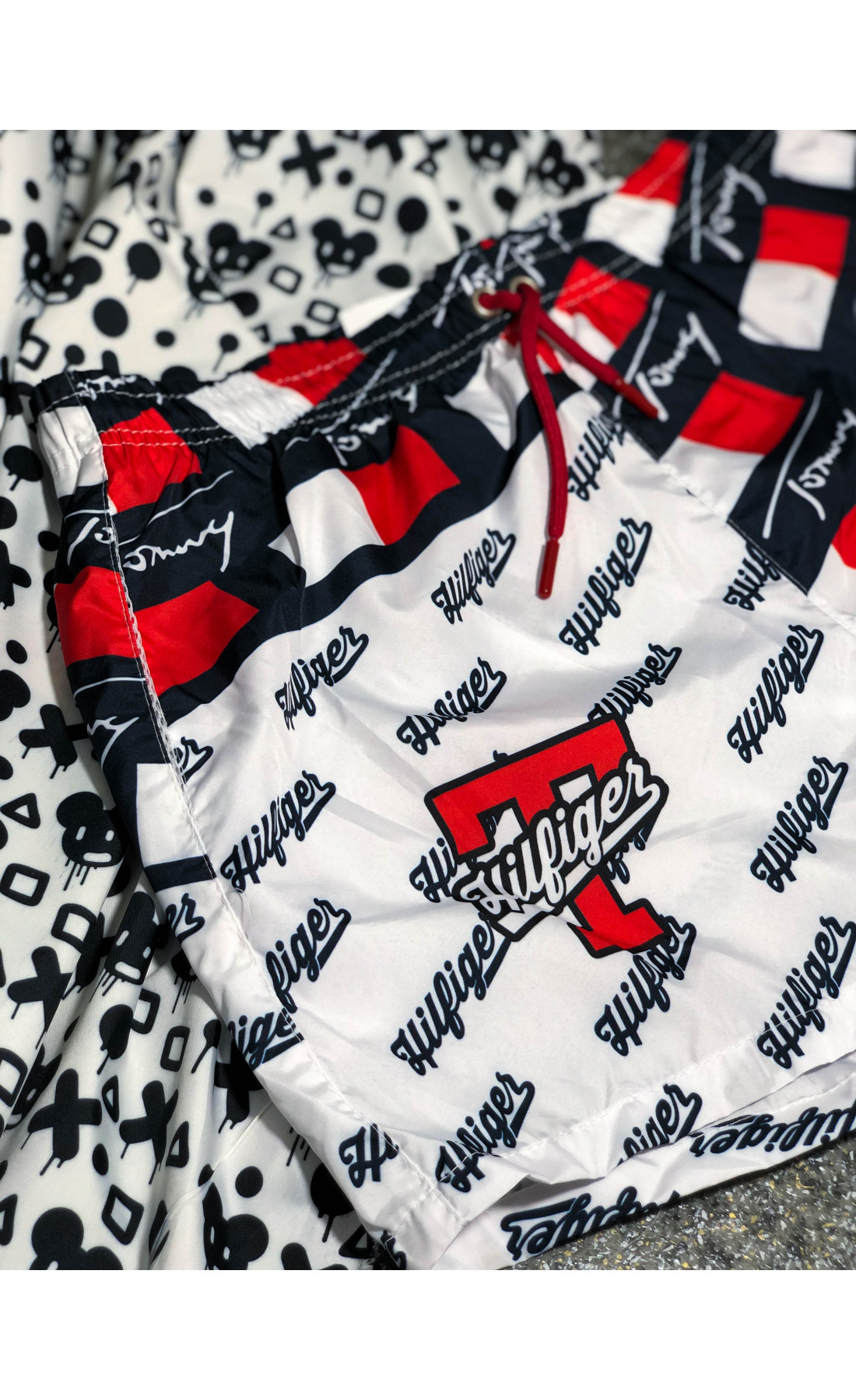 Білі чоловічі пляжні шорти