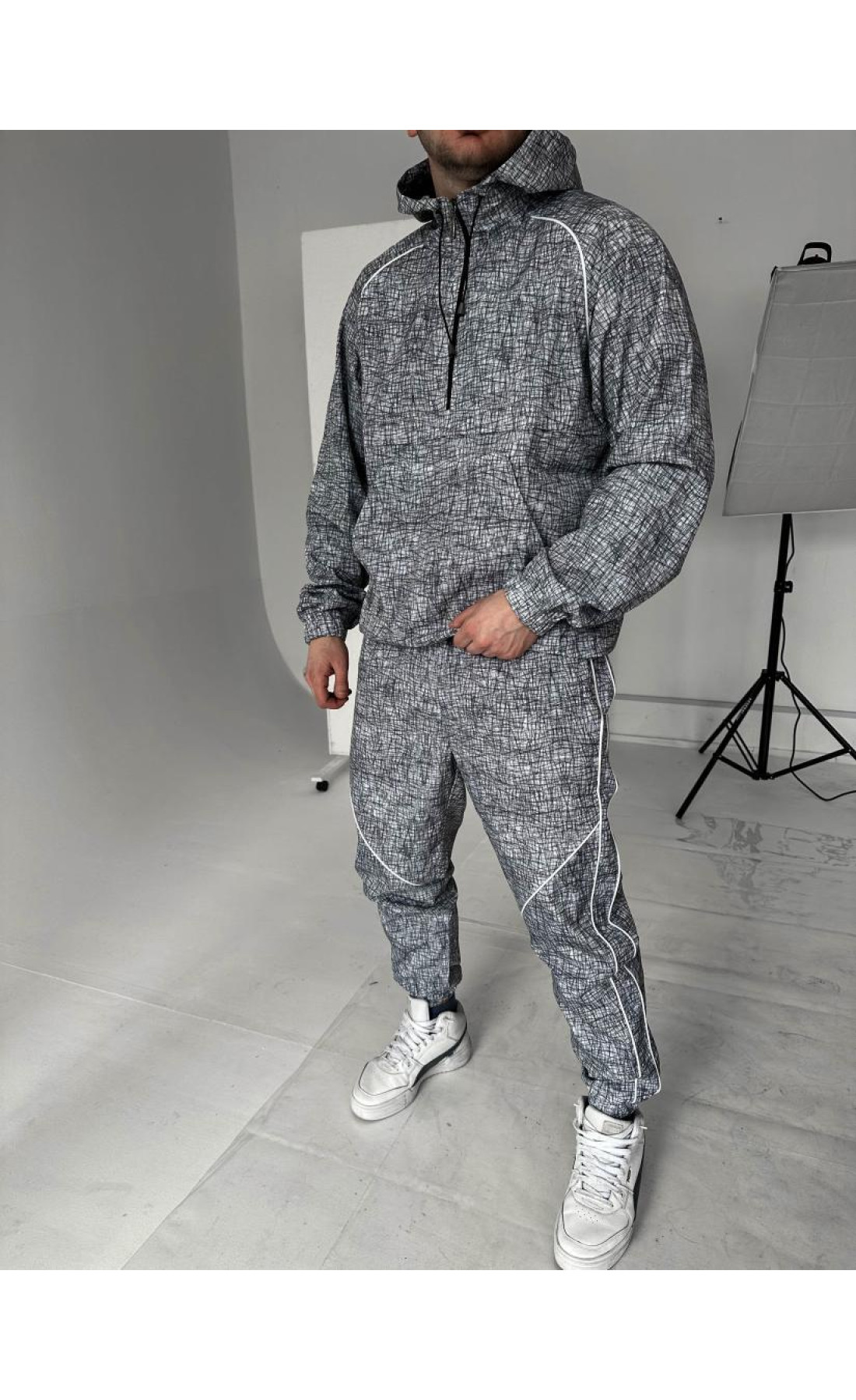 Спортивний костюм з плащівки (анорак + штани)