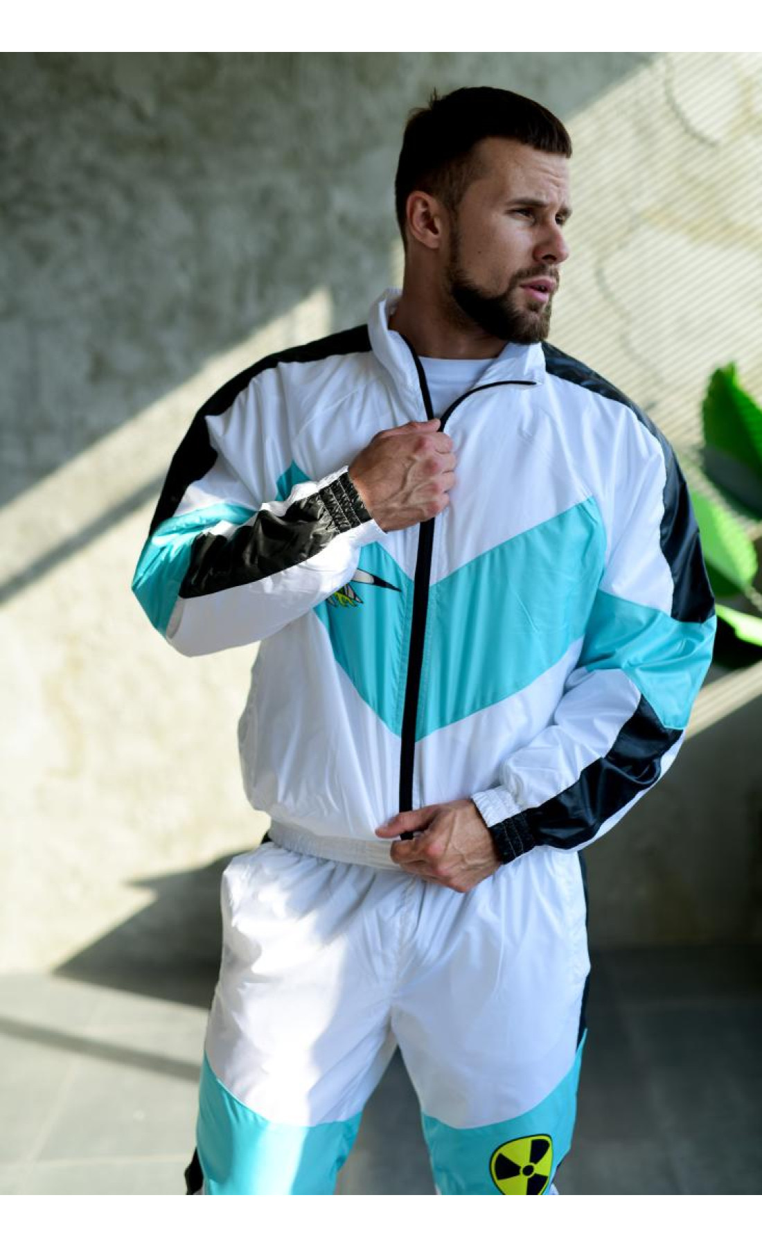 Білий спортивний костюм олімпійка штани з принтом