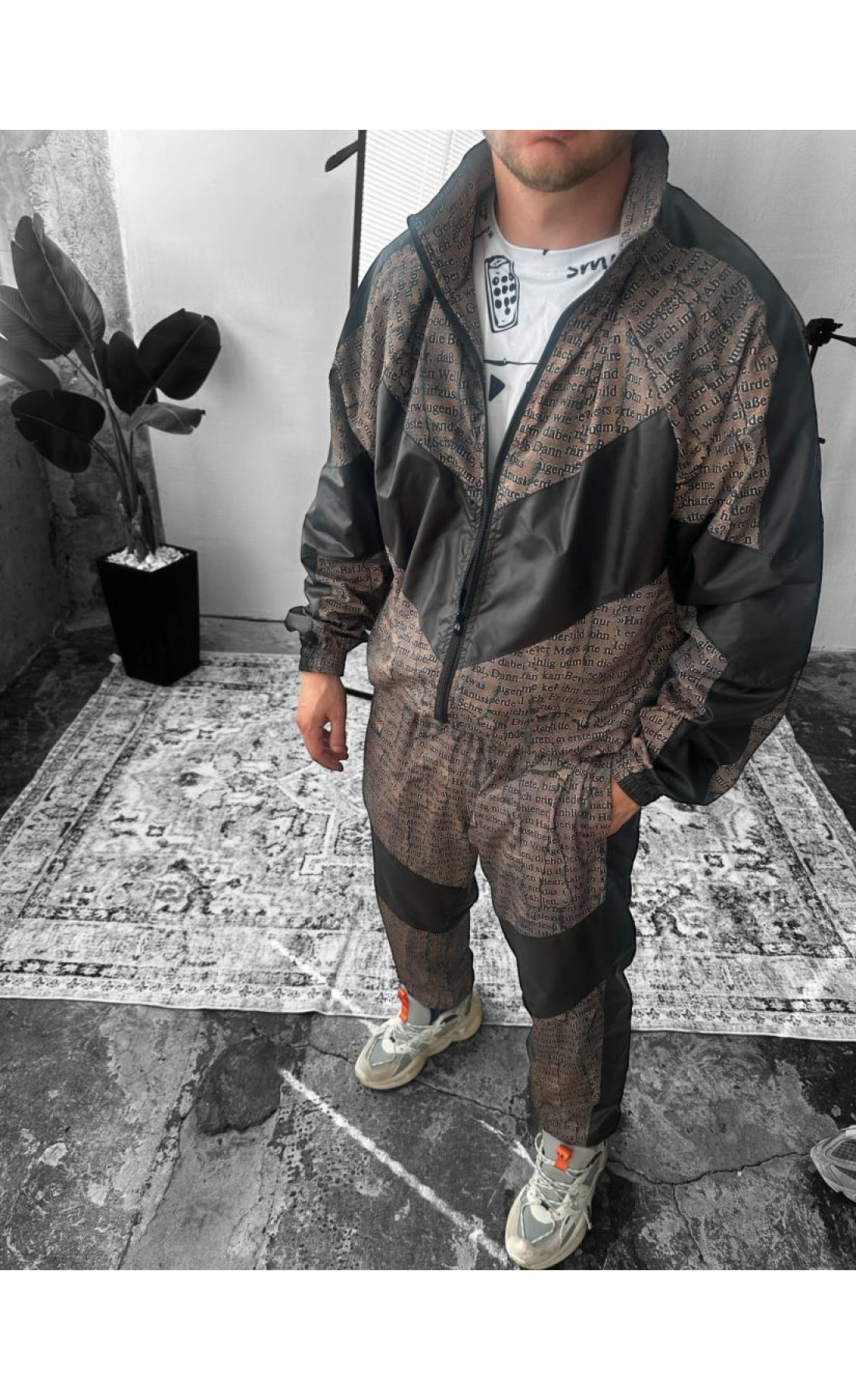 Костюм чоловічий спортивний плащівка на підкладці