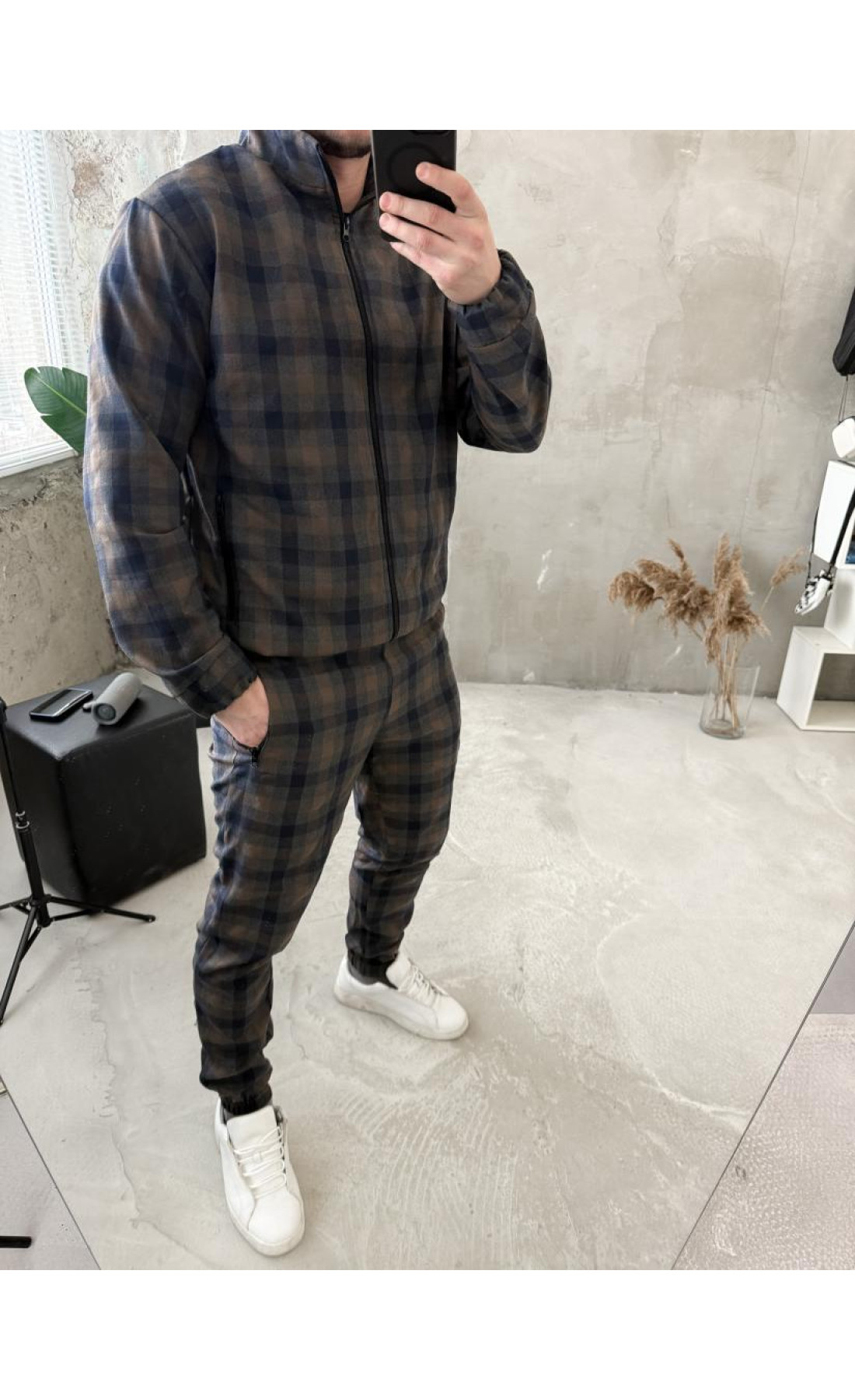 Костюм у клітинку чоловічий гострі картузи