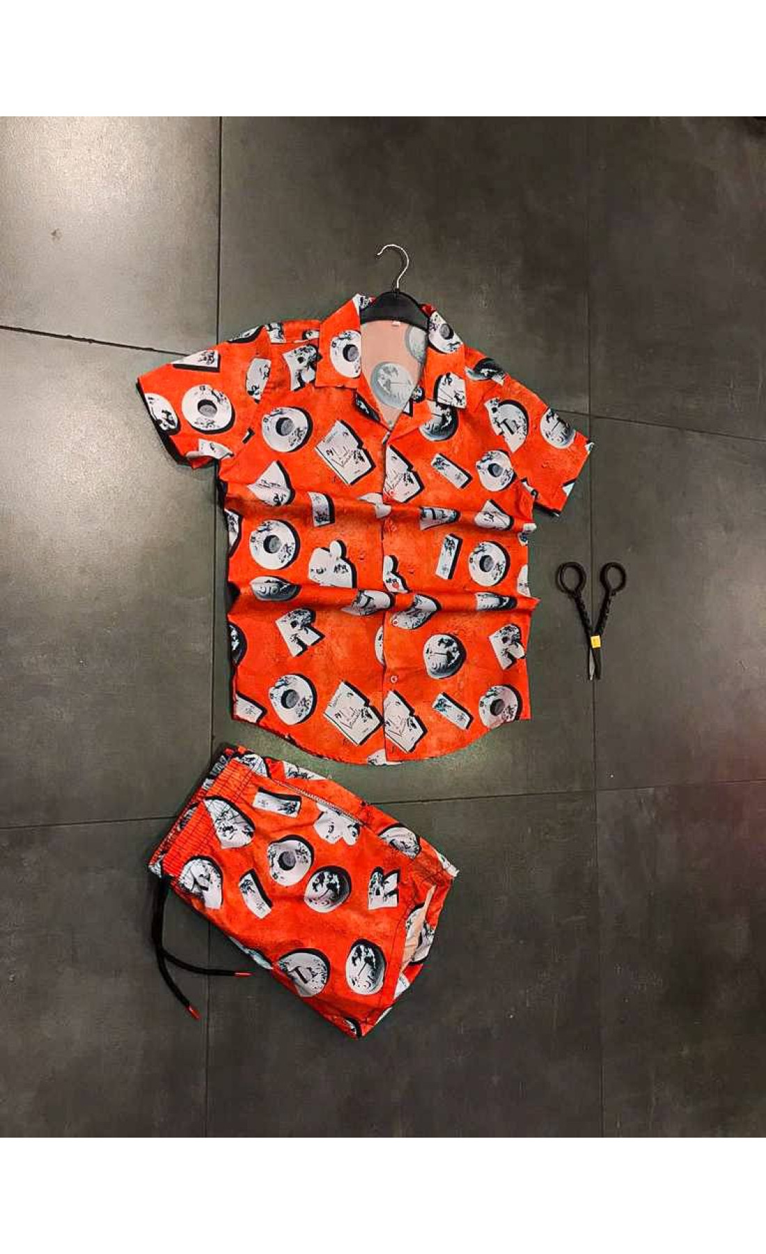 Пляжний костюм