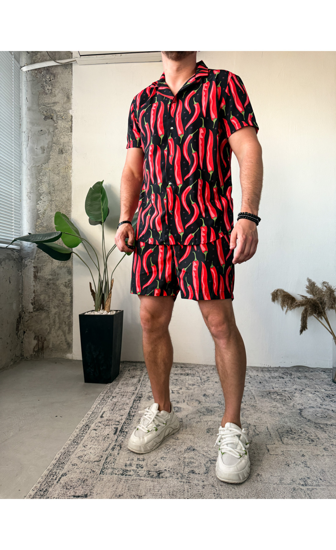 Матеріал: шорти (плащівка, всередині сіточка) сорочка (софт. туреччина. швидко сохне)