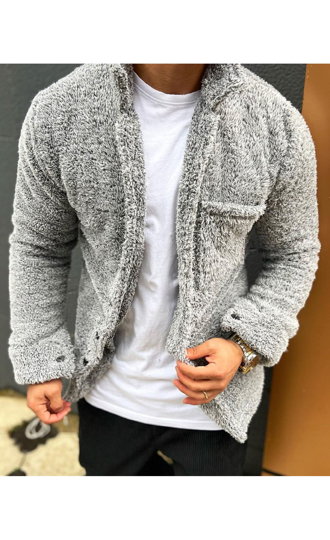 Світло-сіра тепла чоловіча сорочка