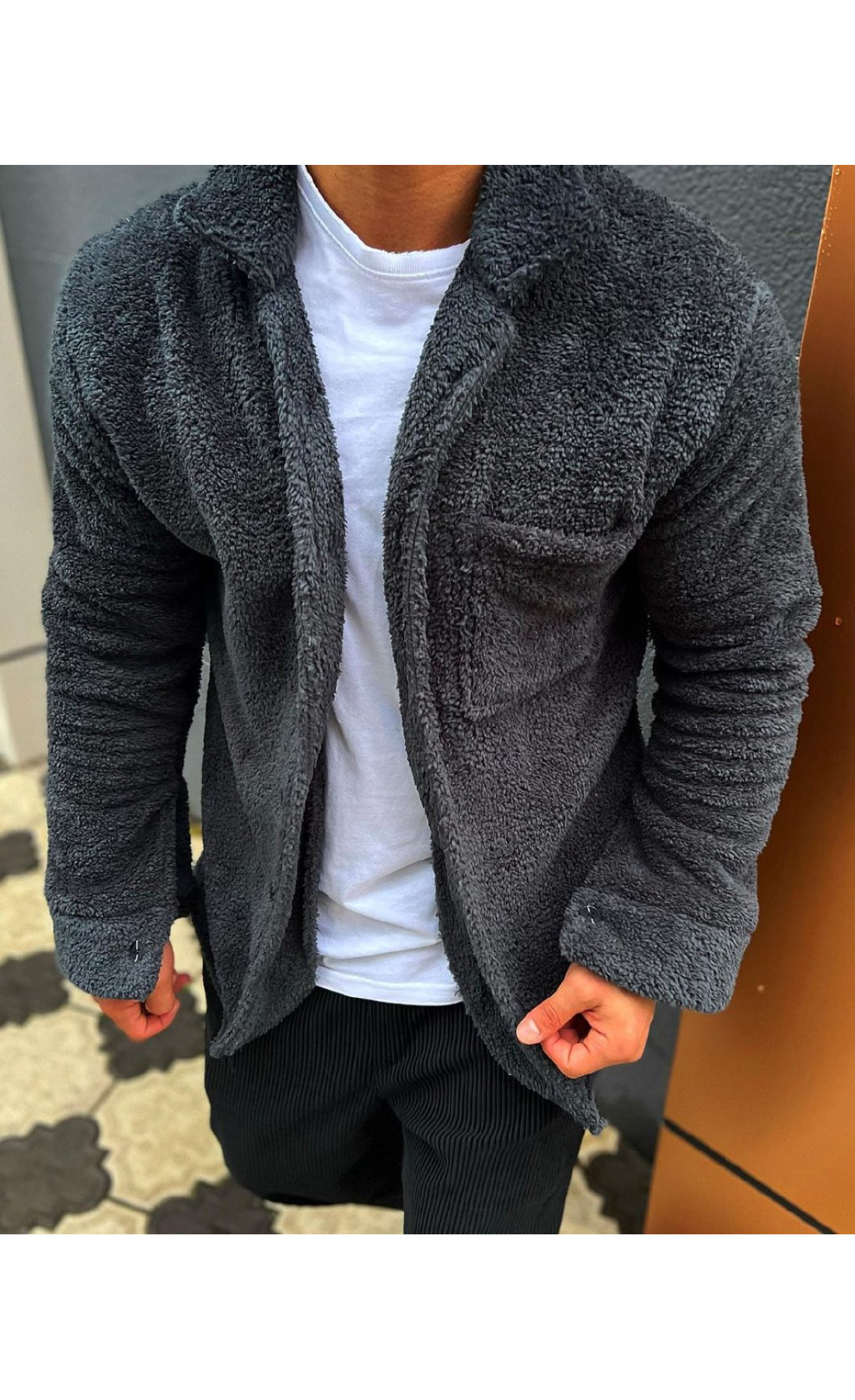 Чоловіча тепла сорочка чорного кольору