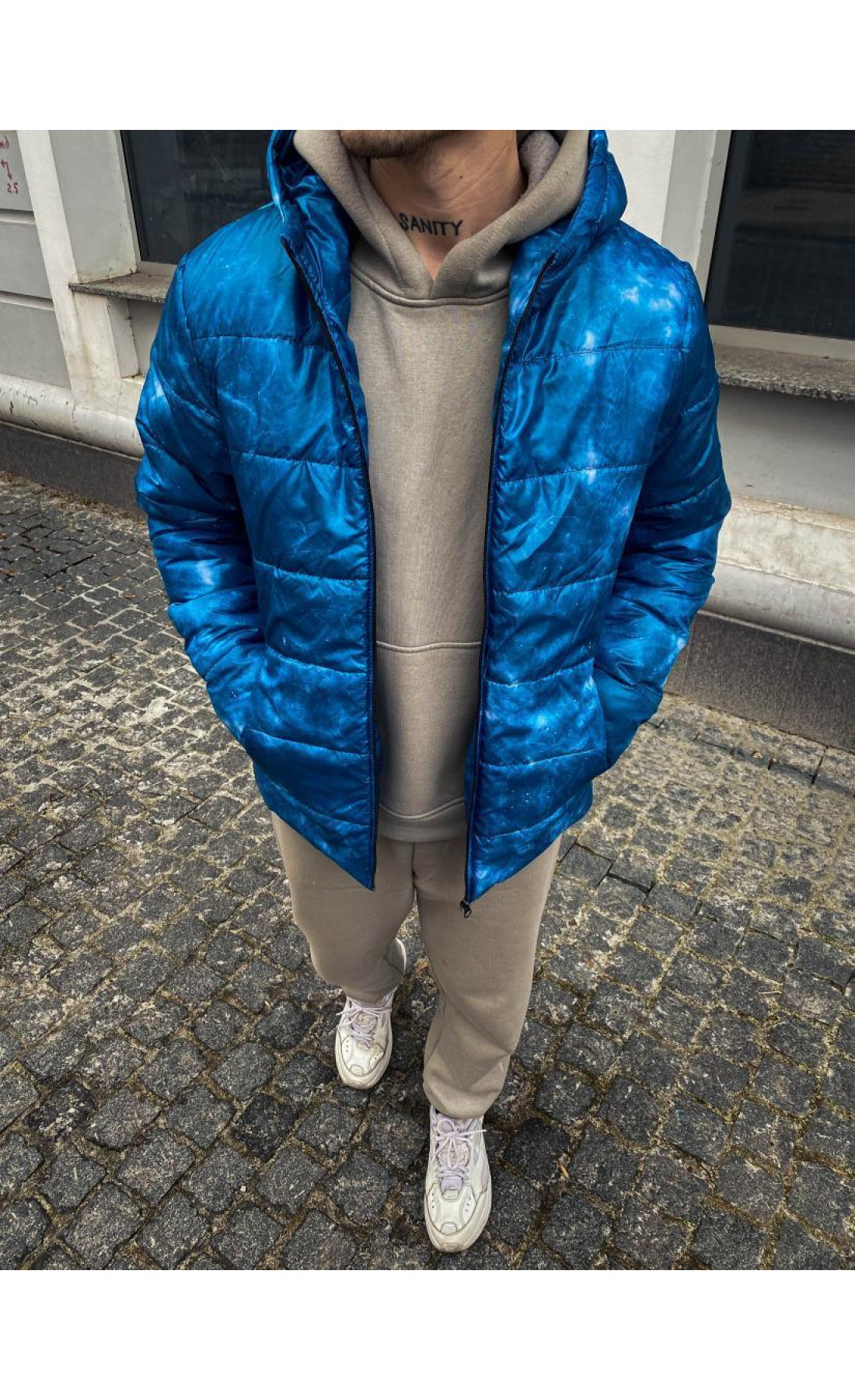 Демісезонна тепла чоловіча куртка з капюшоном