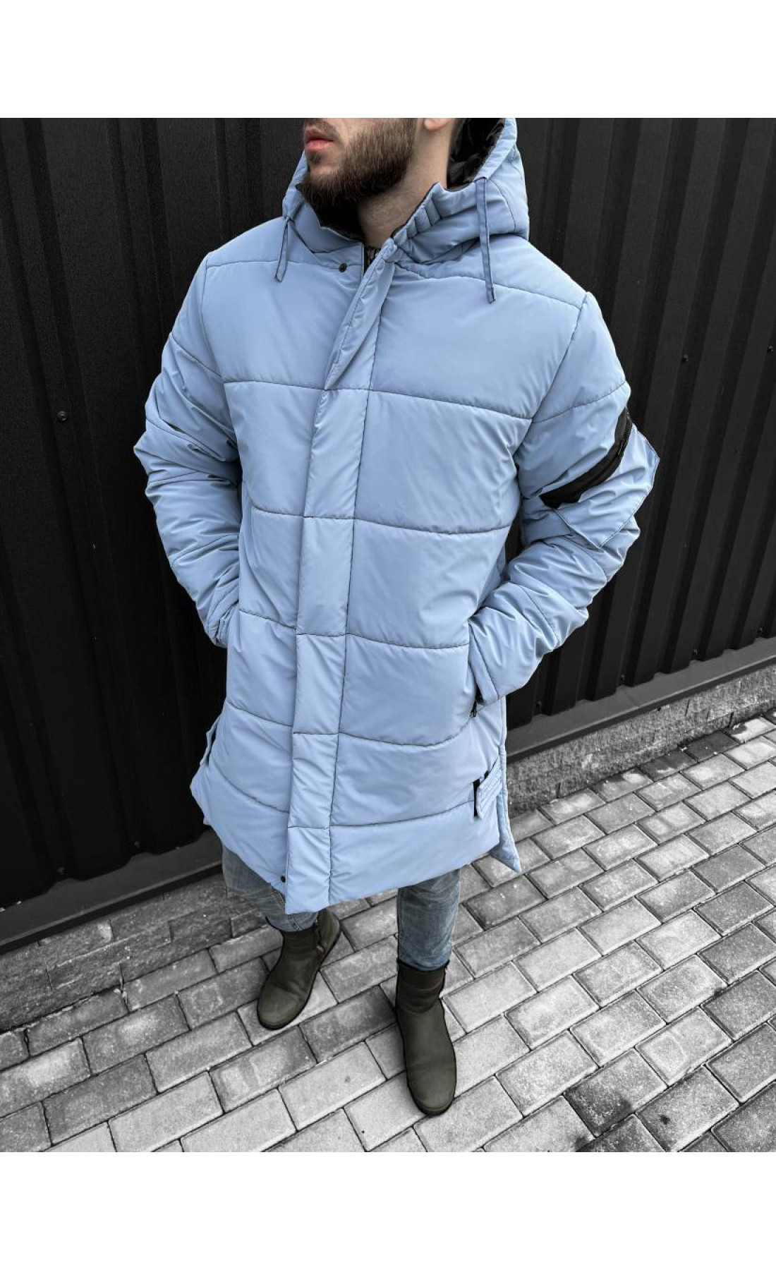 Світло-блакитна чоловіча довга куртка
