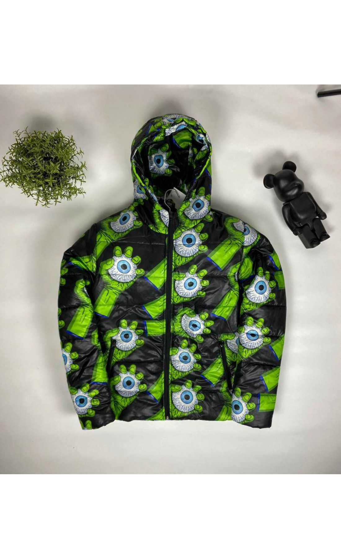 Чоловіча куртка з мультяшним принтом