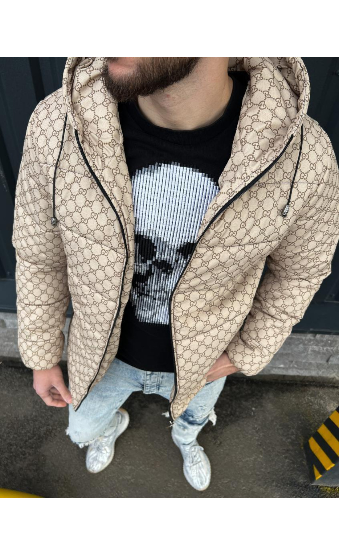 Куртка пісочного кольору gucci