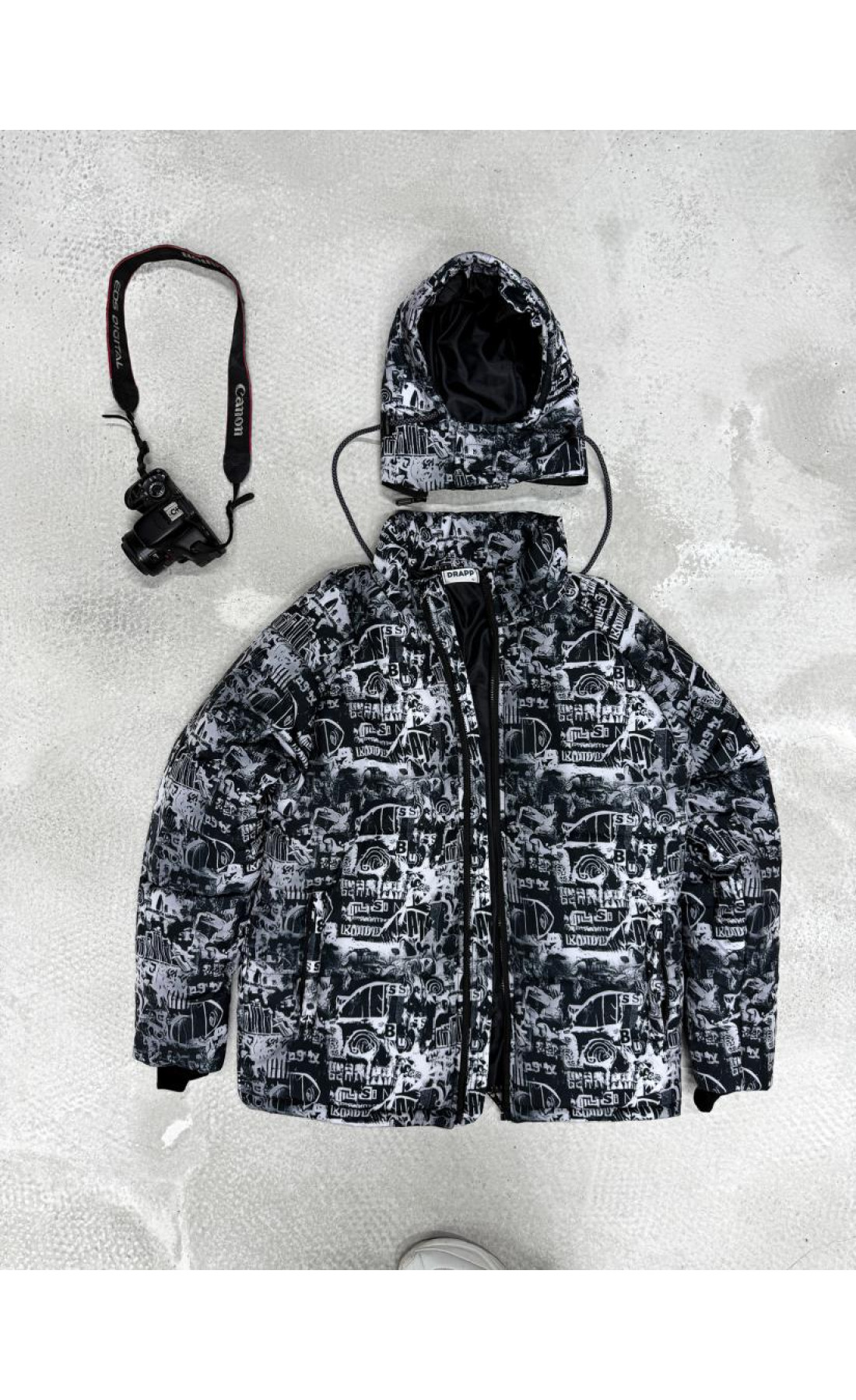 Куртка зимова зі знімним капюшоном чоловіча