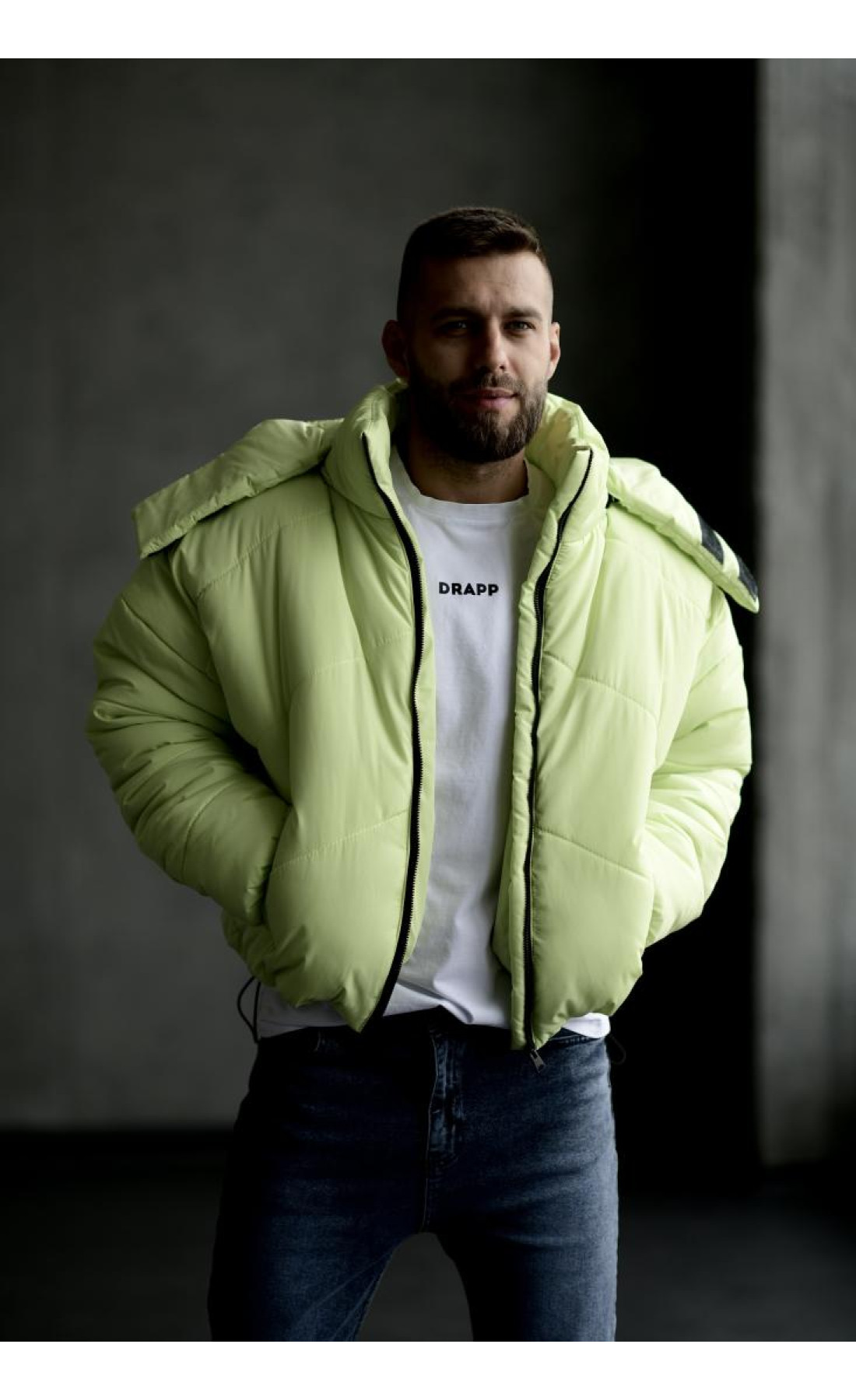 Куртка зимова (матова) зі знімним капюшоном виробництво україна