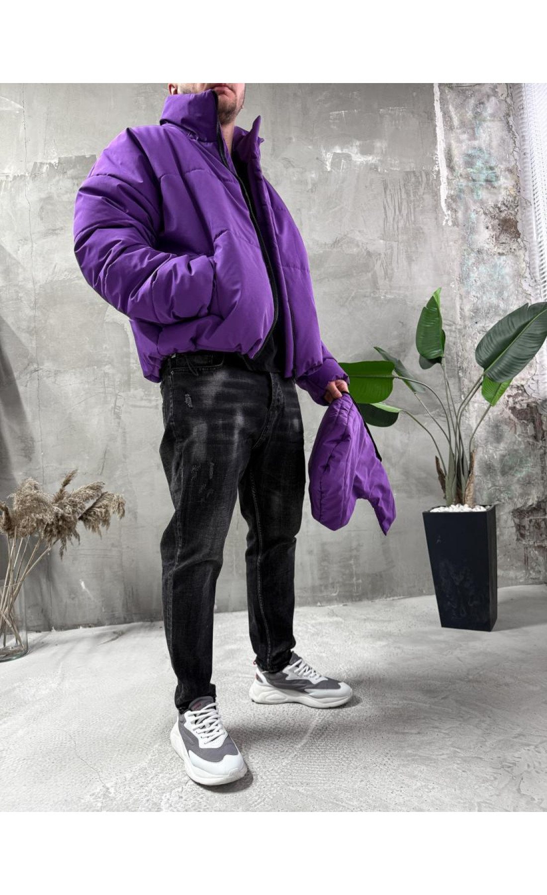 Куртка зимова (матова) зі знімним капюшоном виробництво україна