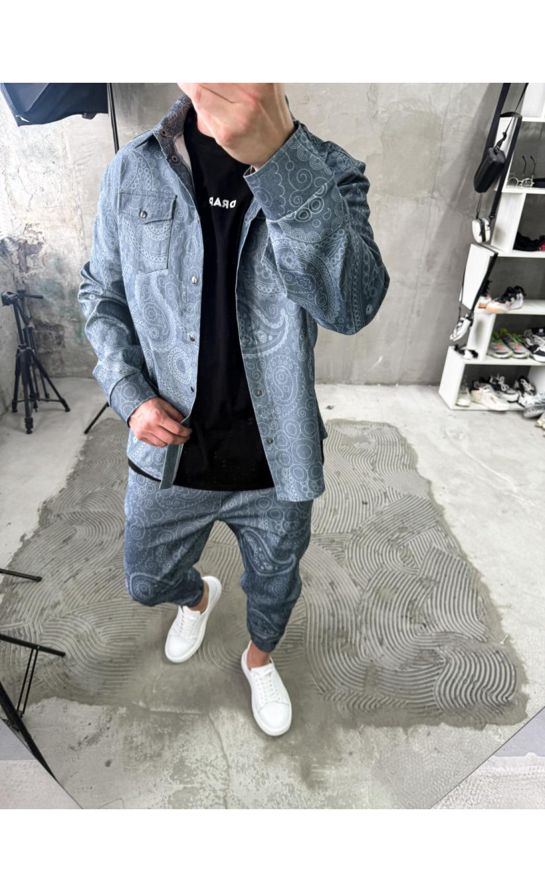 Стильний чоловічий сірий костюм сорочка штани з бенгаліну