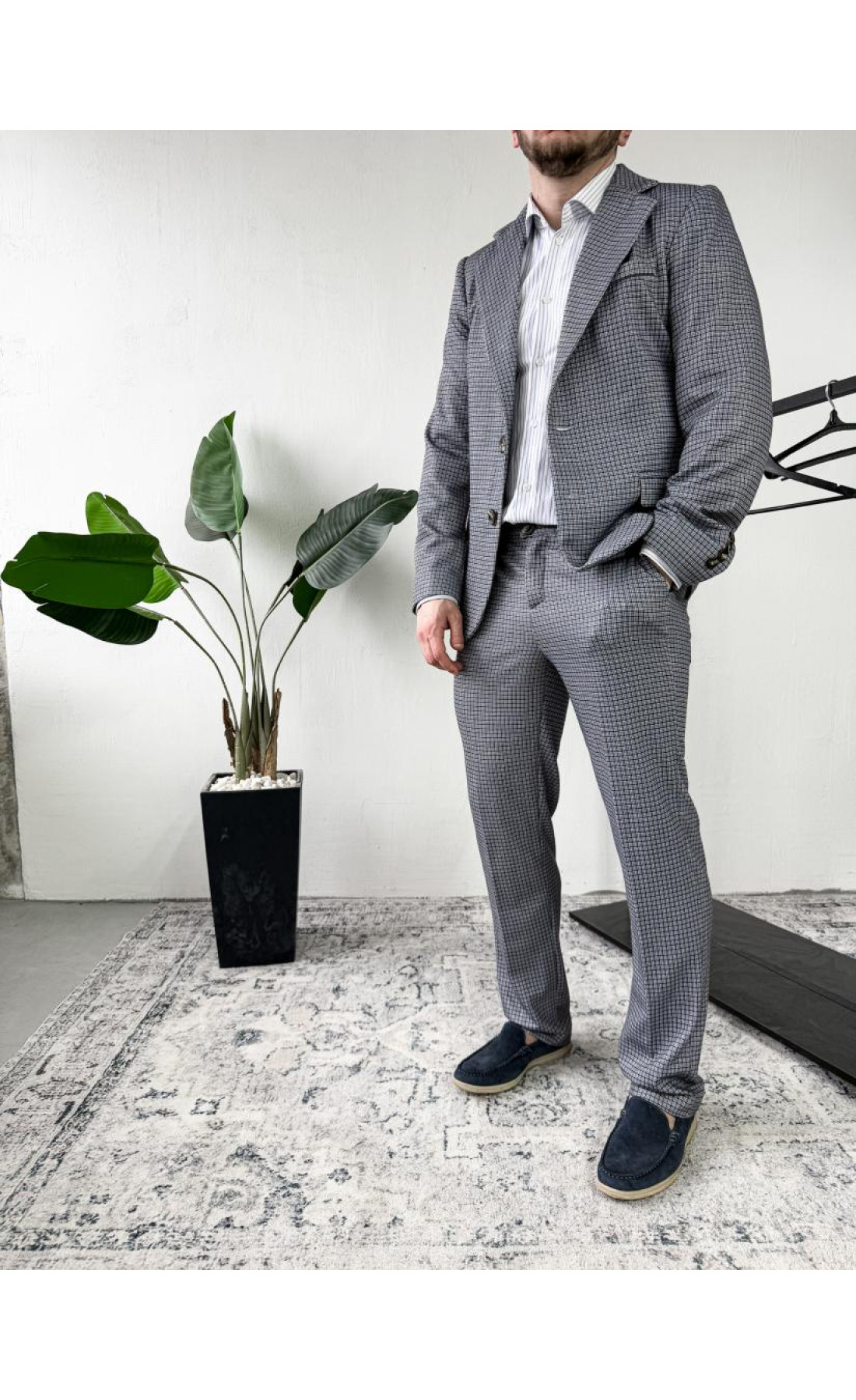 Класичний чоловічий костюм жакет штани стильний приталений весна осінь