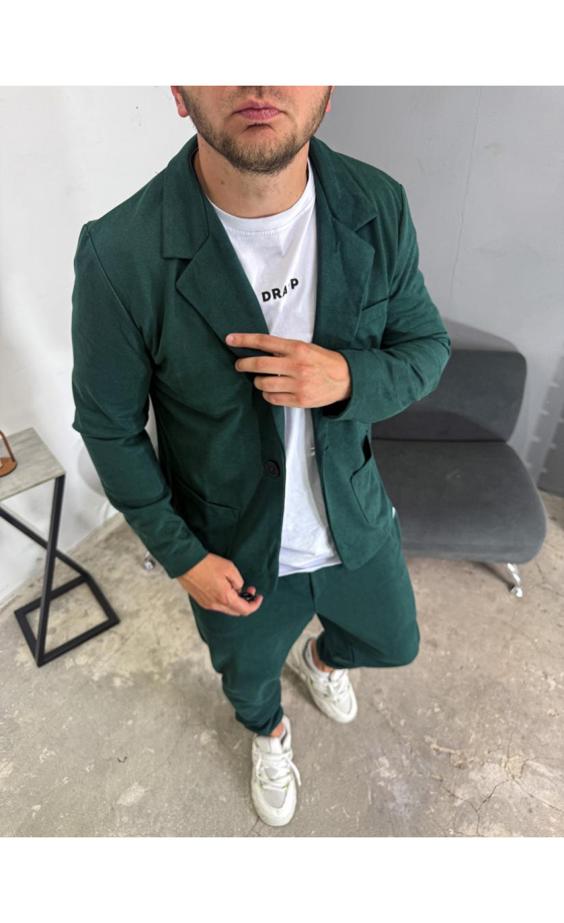 Костюм чоловічий стильний жакет штани модний