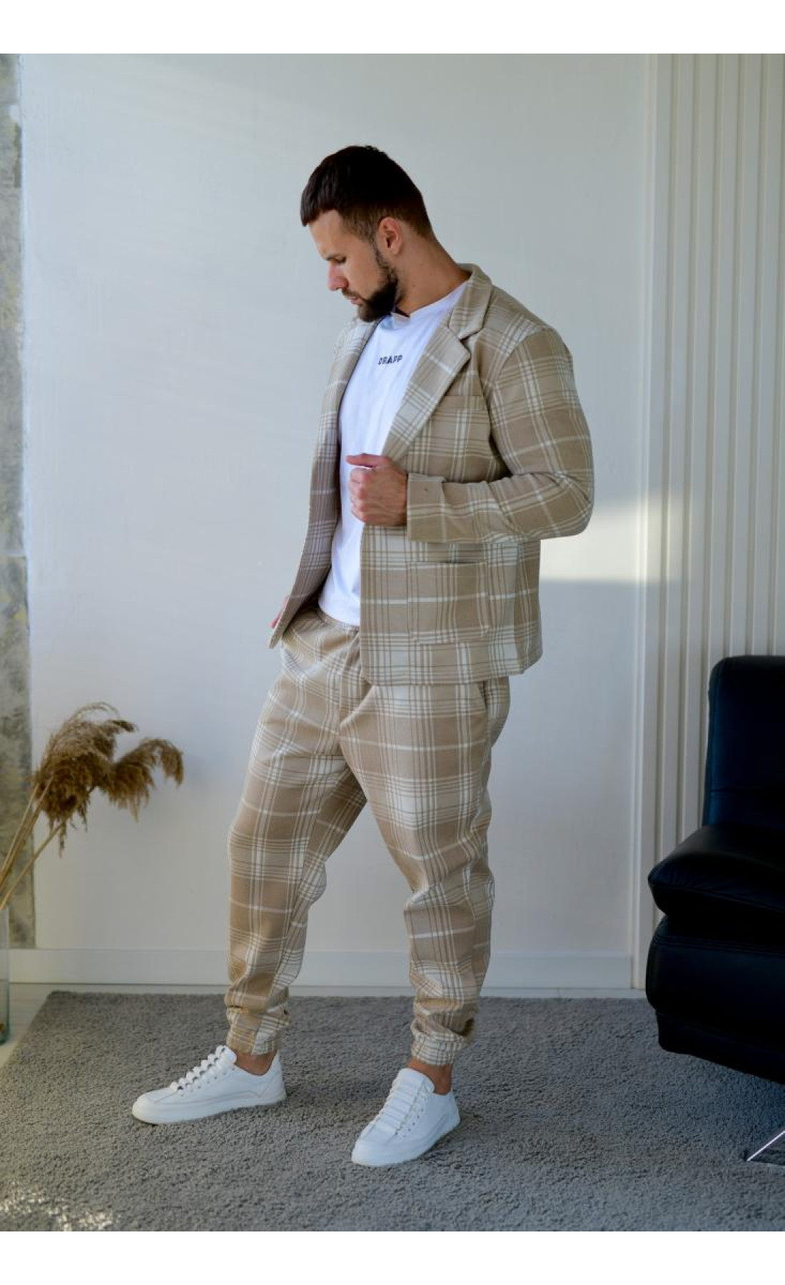 Костюм чоловічий стильний жакет штани модний