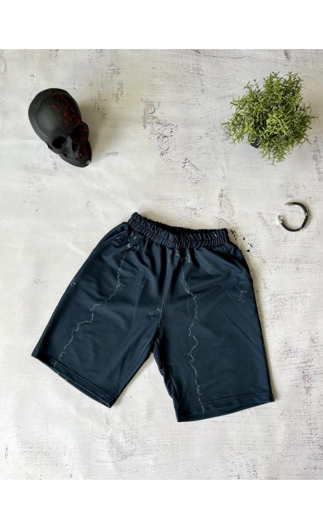 Чорні чоловічі  літні трикотажні шорти зі стильним дизайном