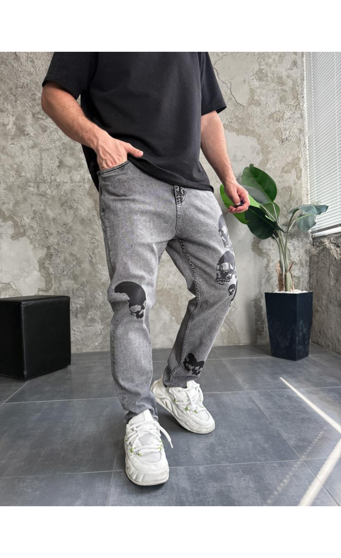 чоловічі джинси з дтф з принтом